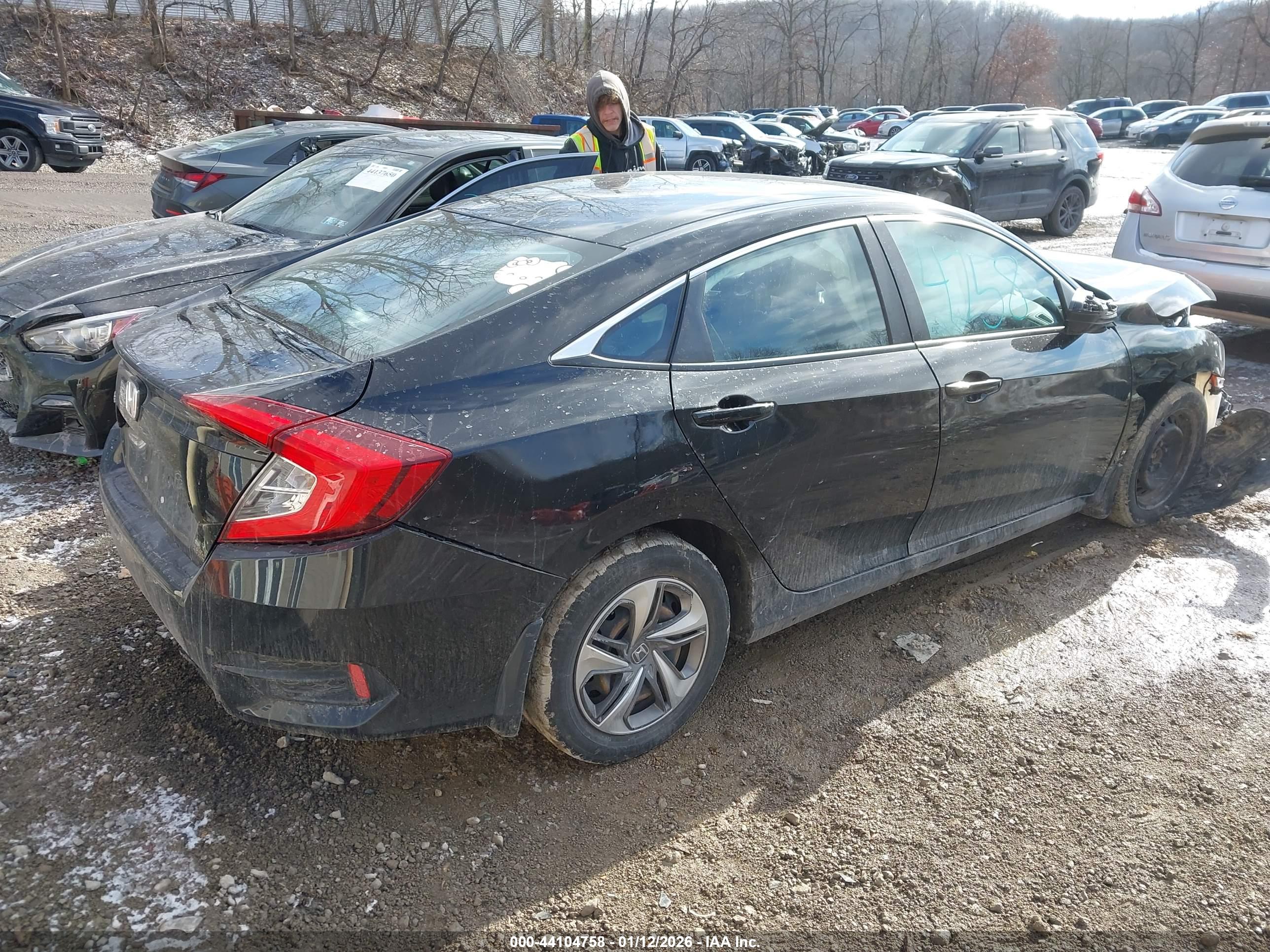 HONDA CIVIC image 4