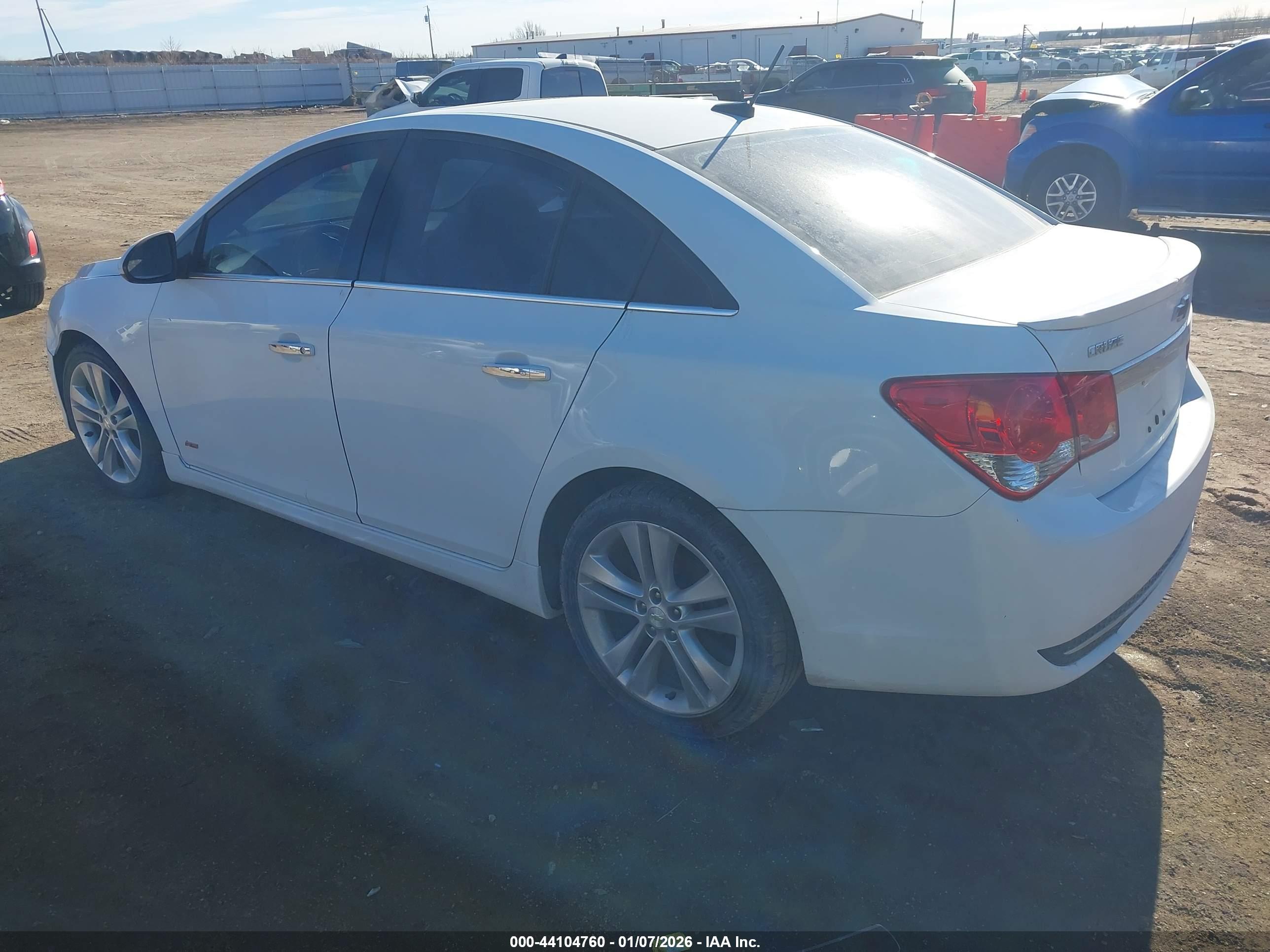 CHEVROLET CRUZE image 3
