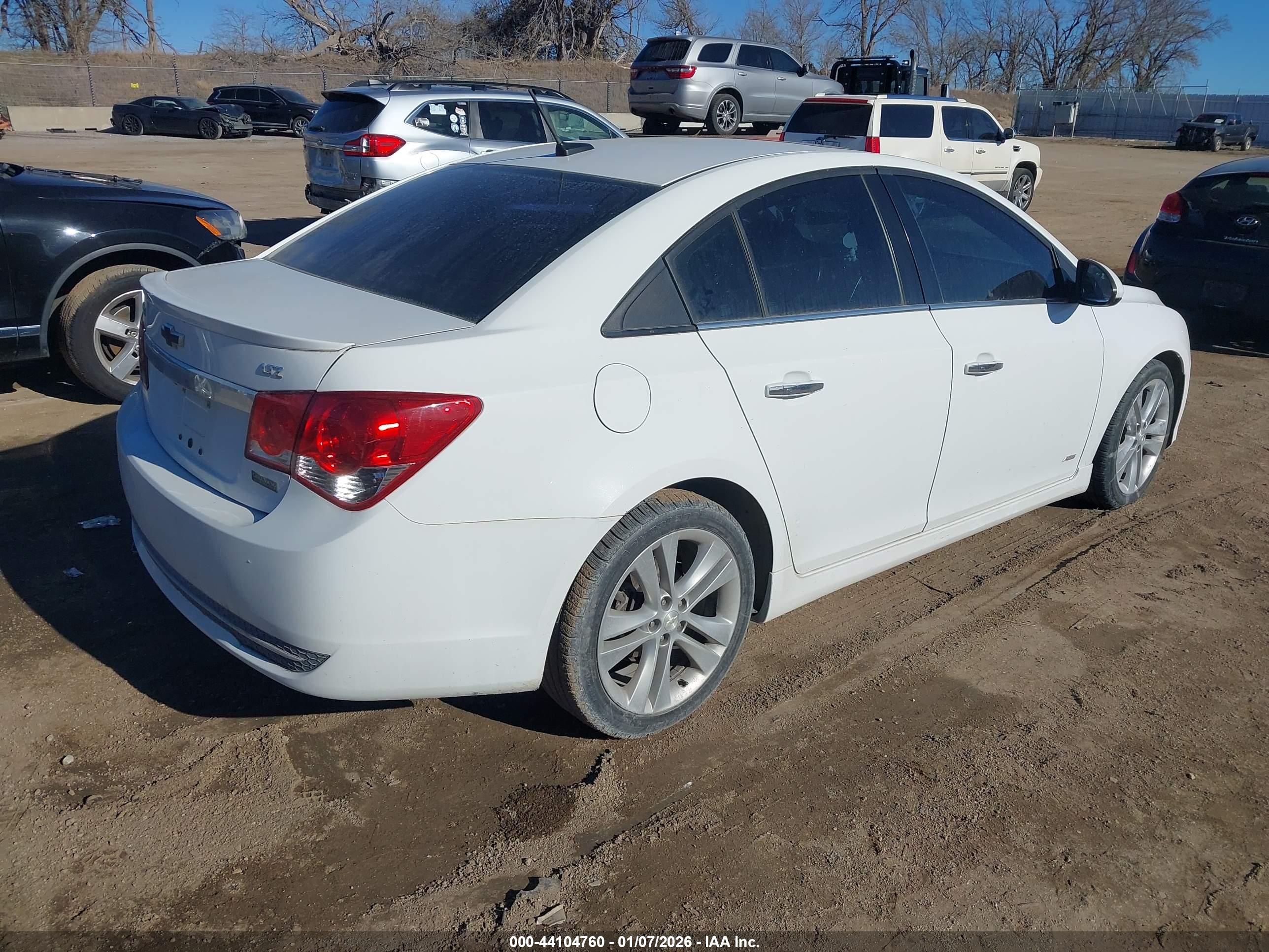 CHEVROLET CRUZE image 4
