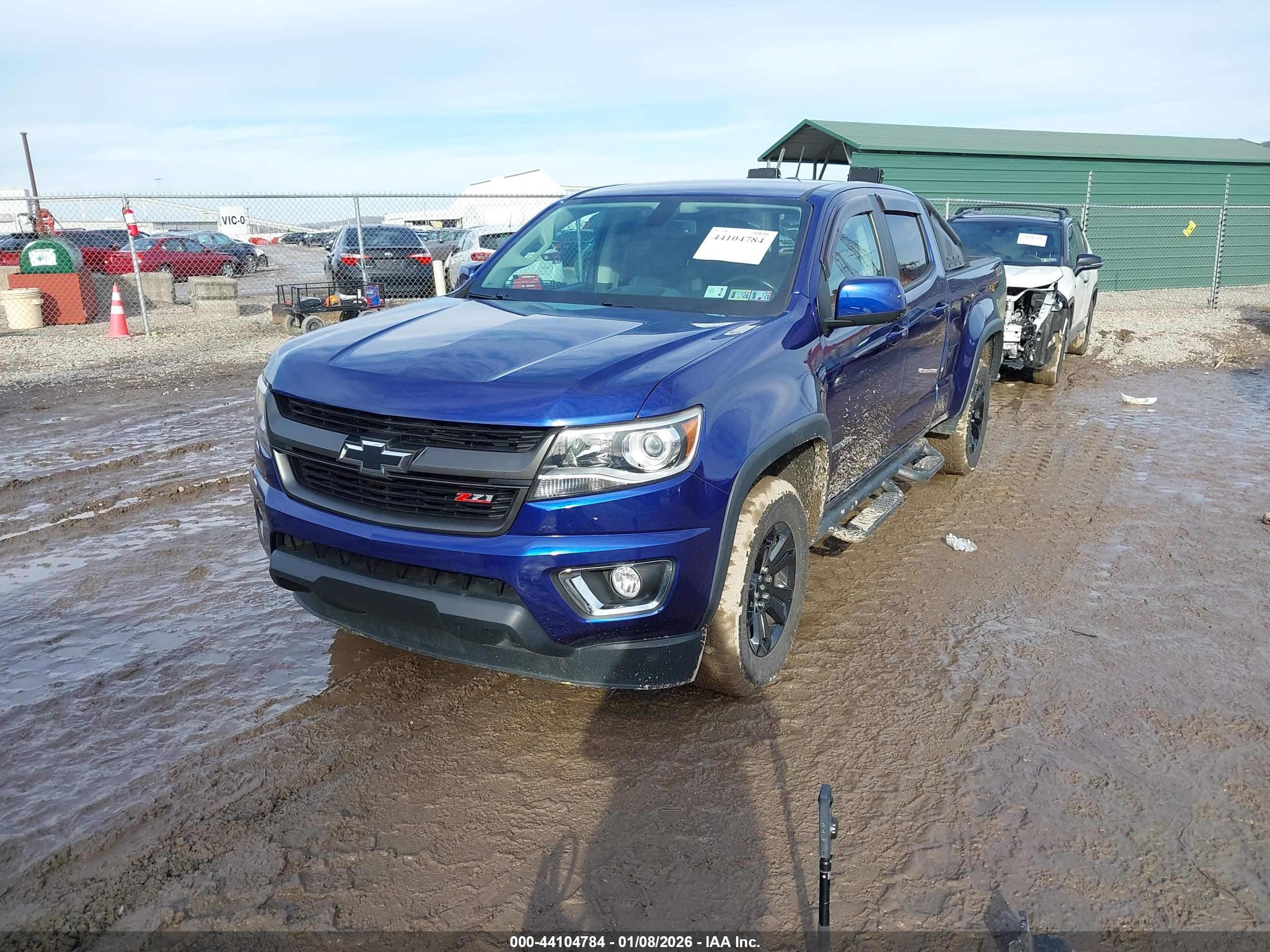 CHEVROLET COLORADO image 2
