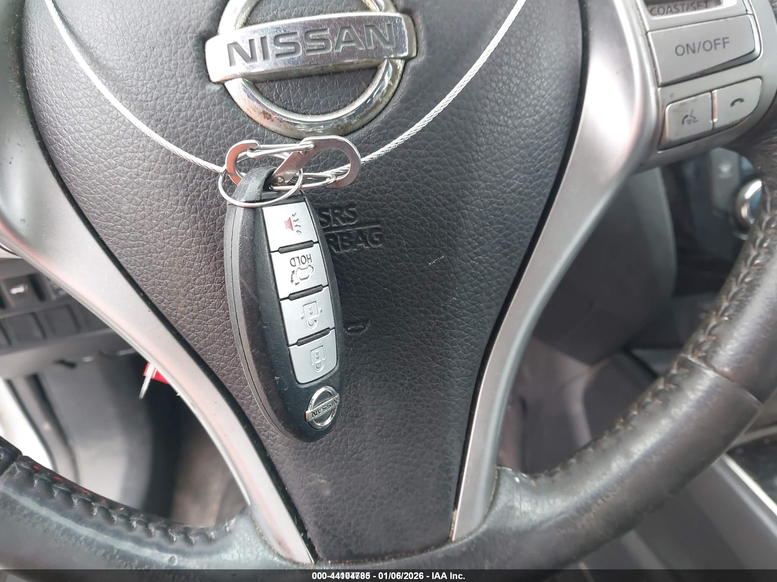 NISSAN ROGUE image 11