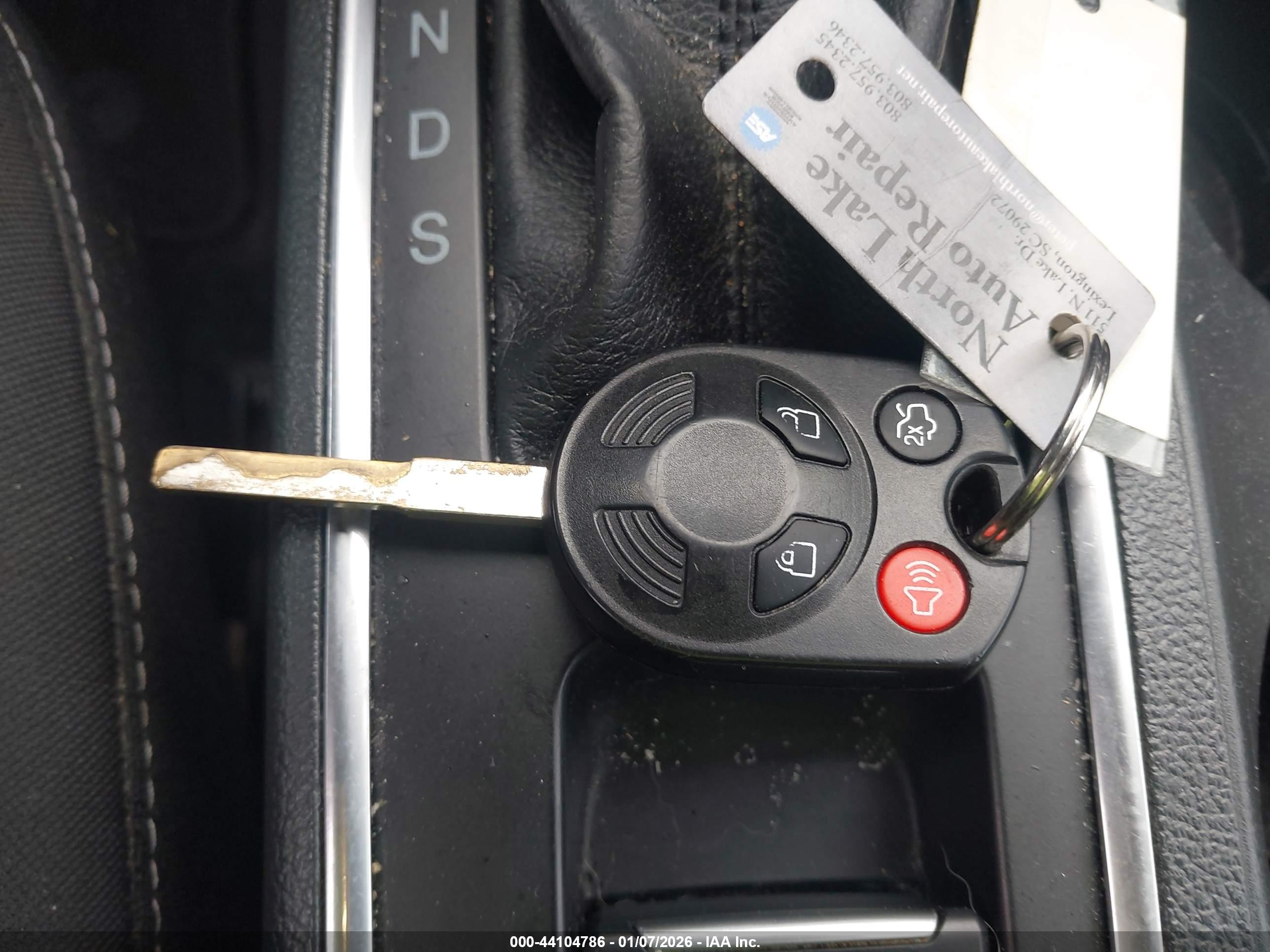 FORD ESCAPE image 11