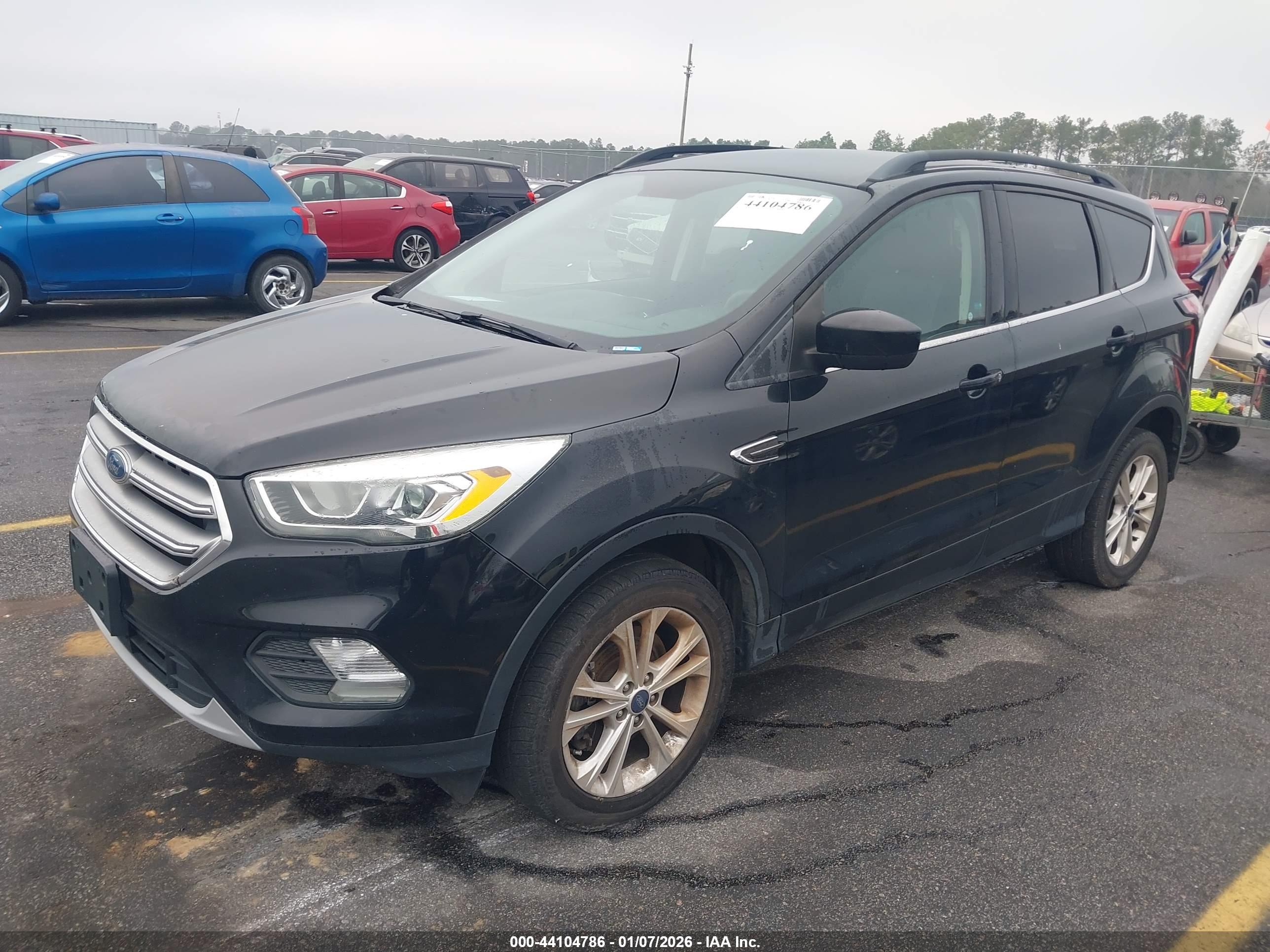 FORD ESCAPE image 2