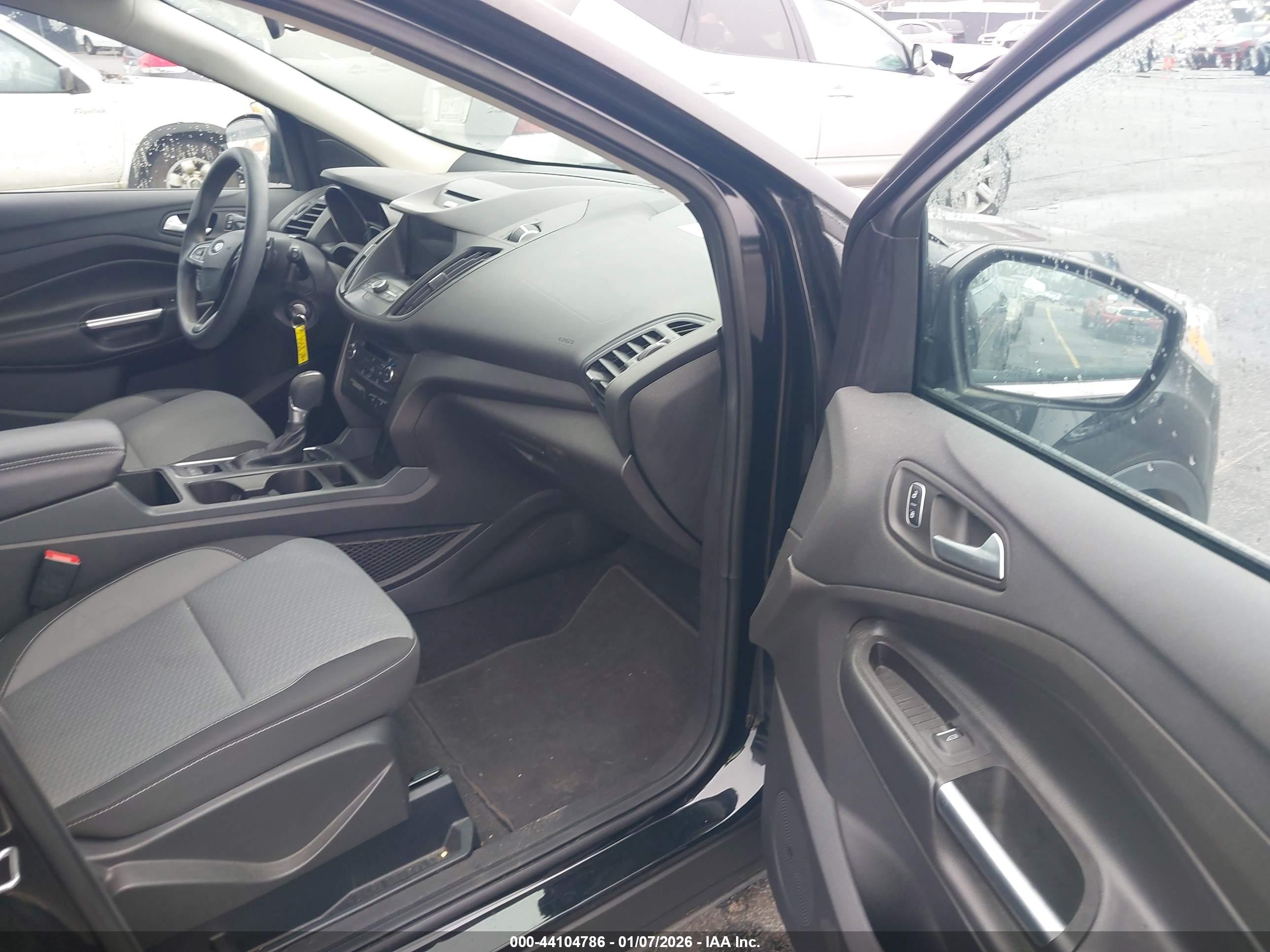 FORD ESCAPE image 5