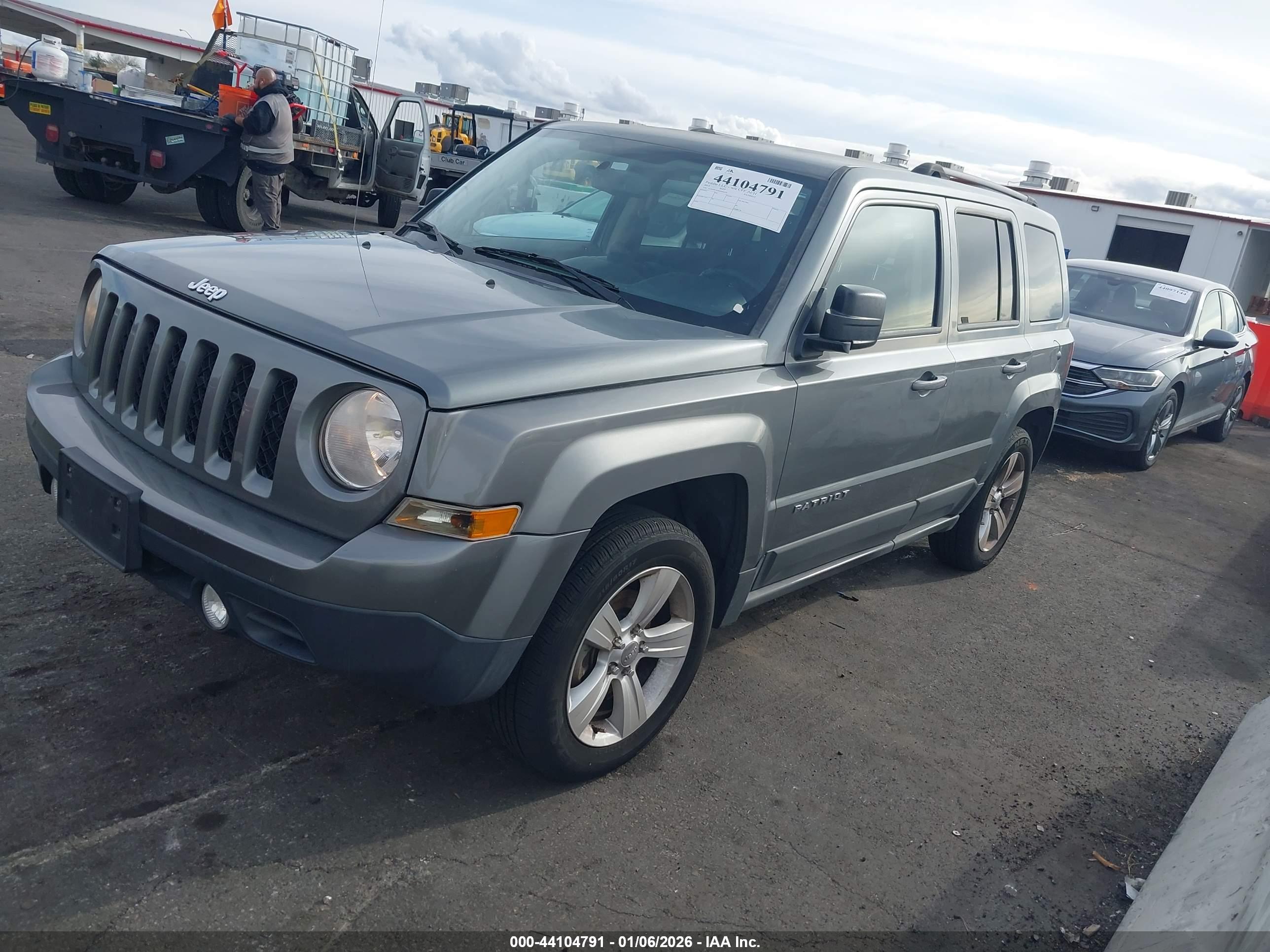 JEEP PATRIOT image 2