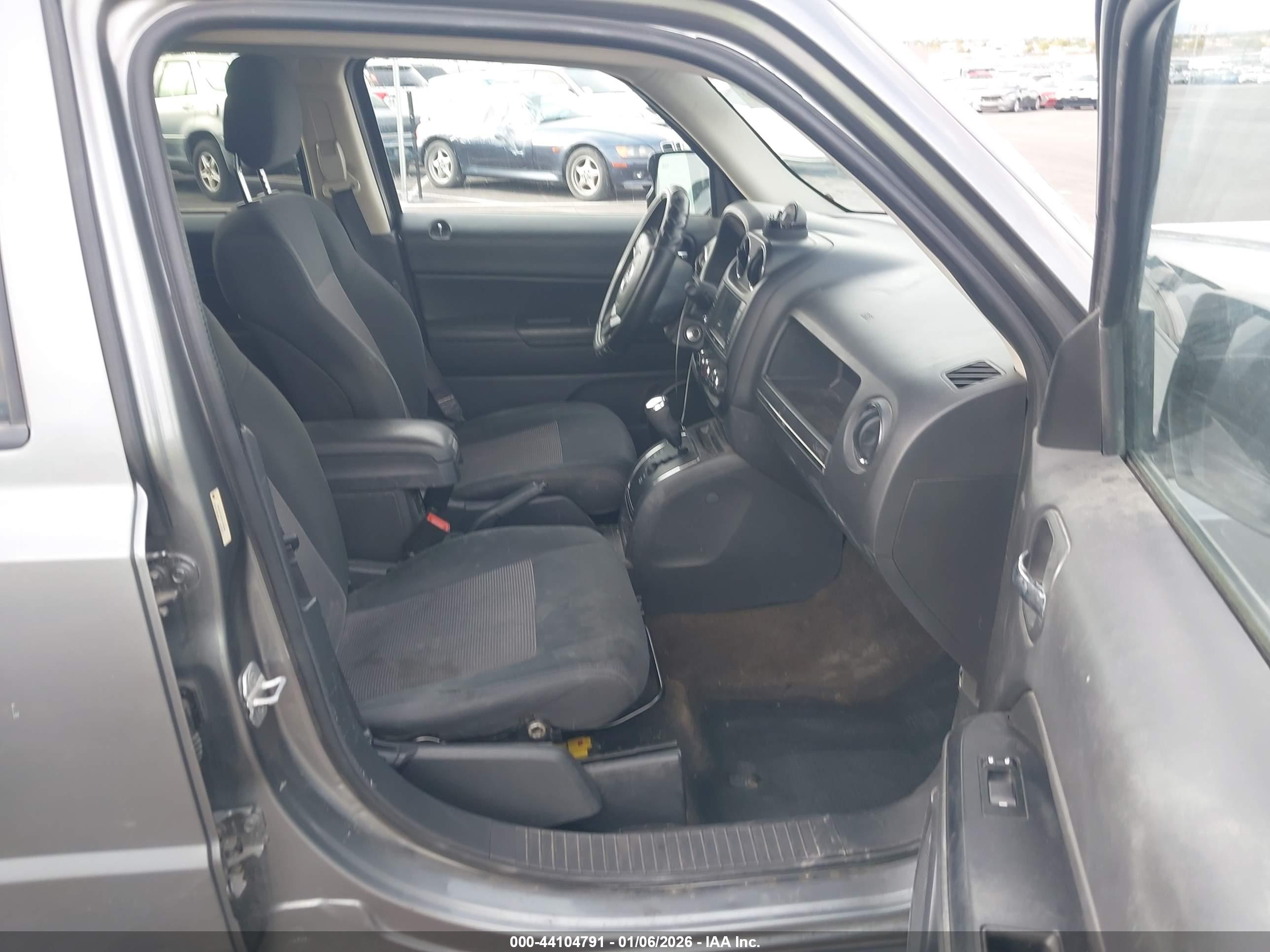 JEEP PATRIOT image 5
