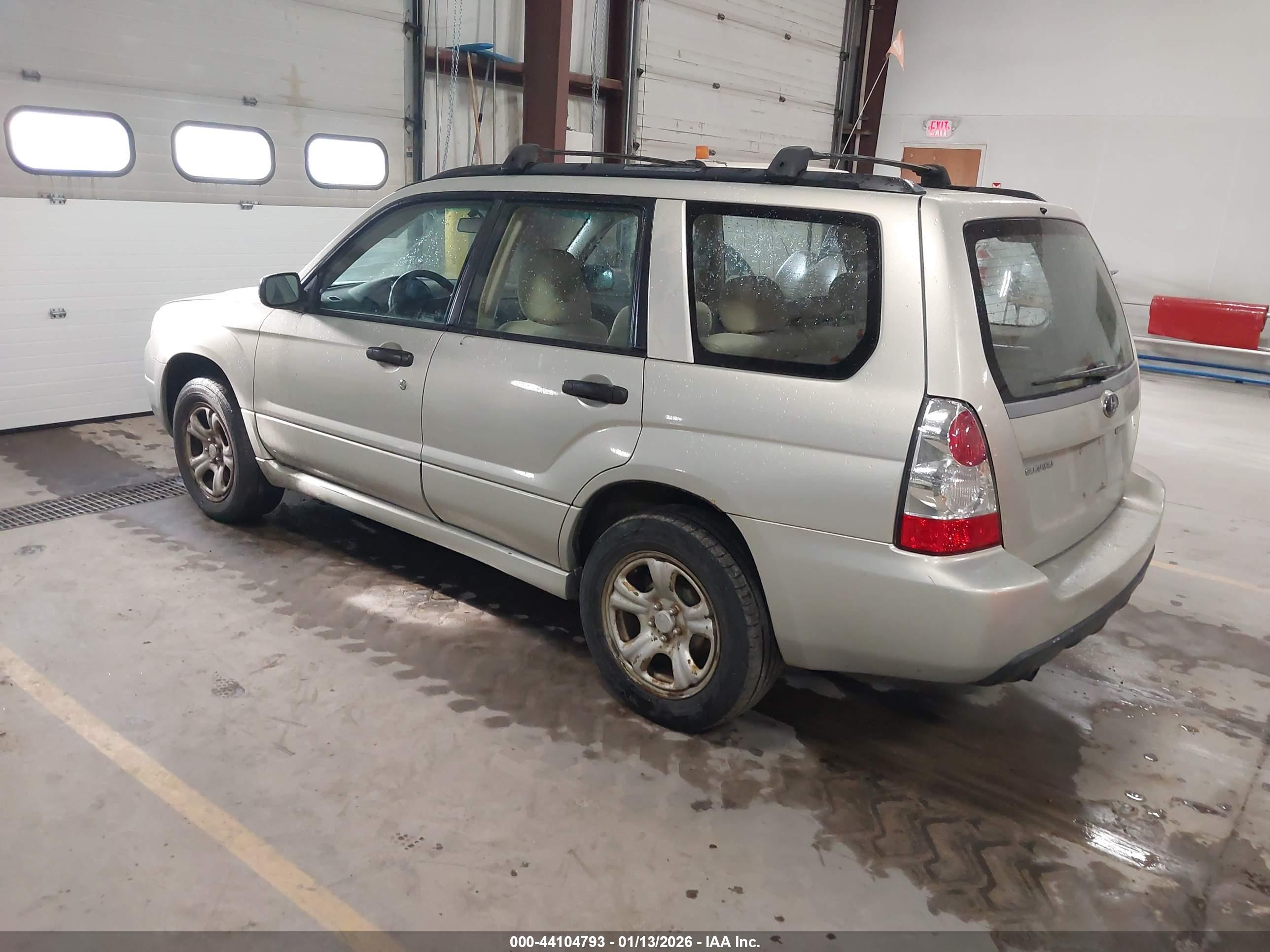 SUBARU FORESTER image 3