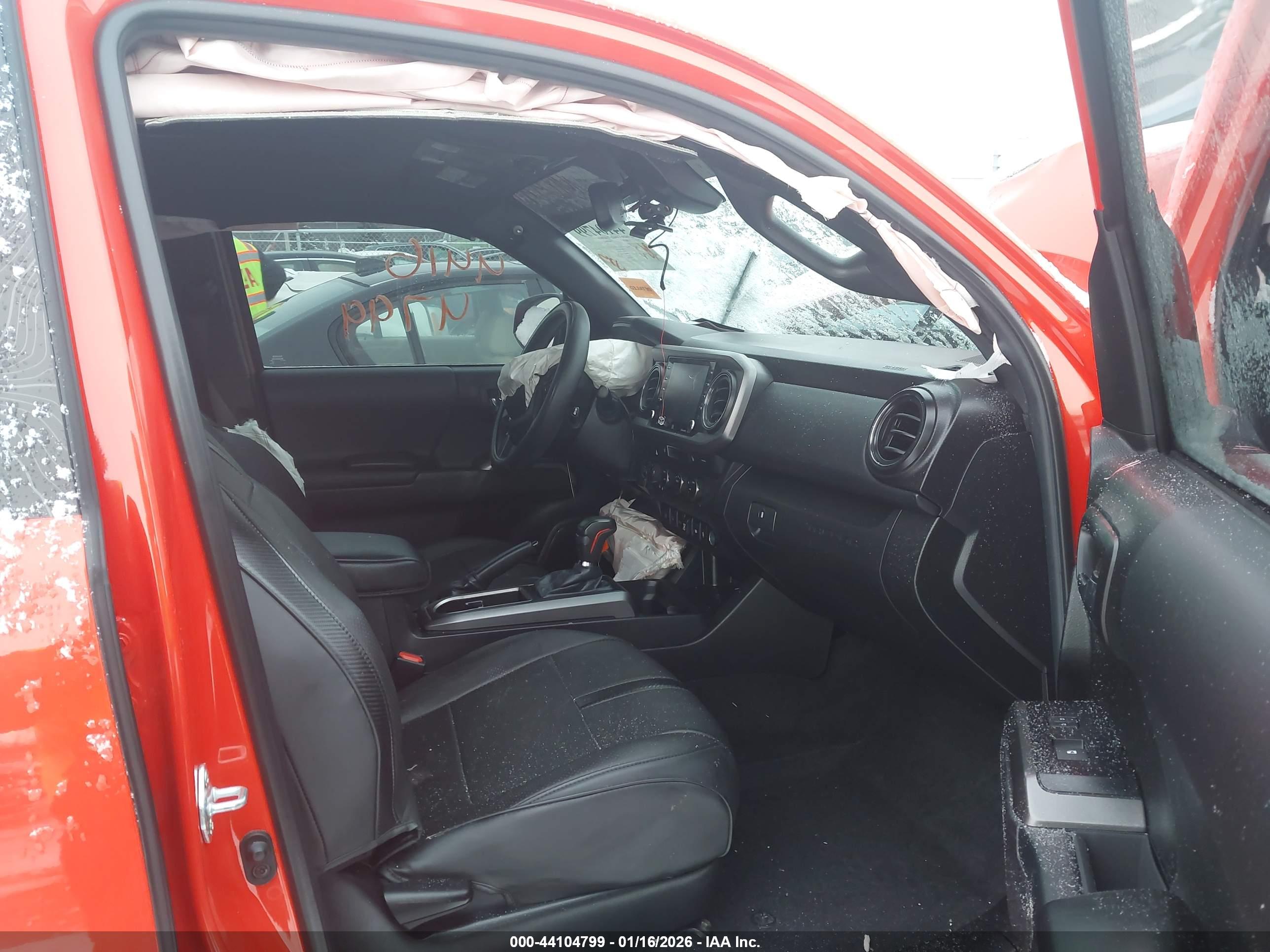 TOYOTA TACOMA image 5