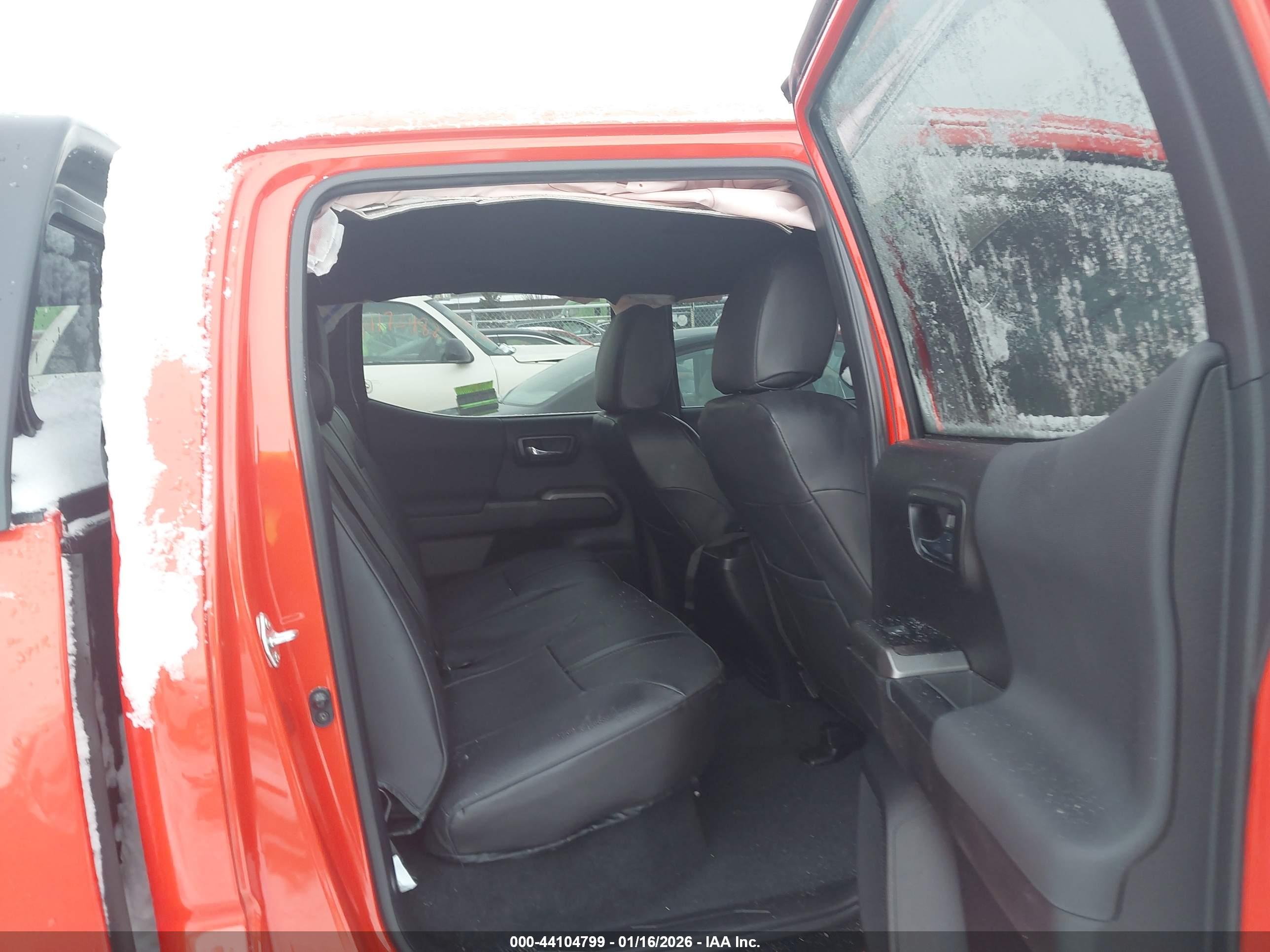 TOYOTA TACOMA image 8