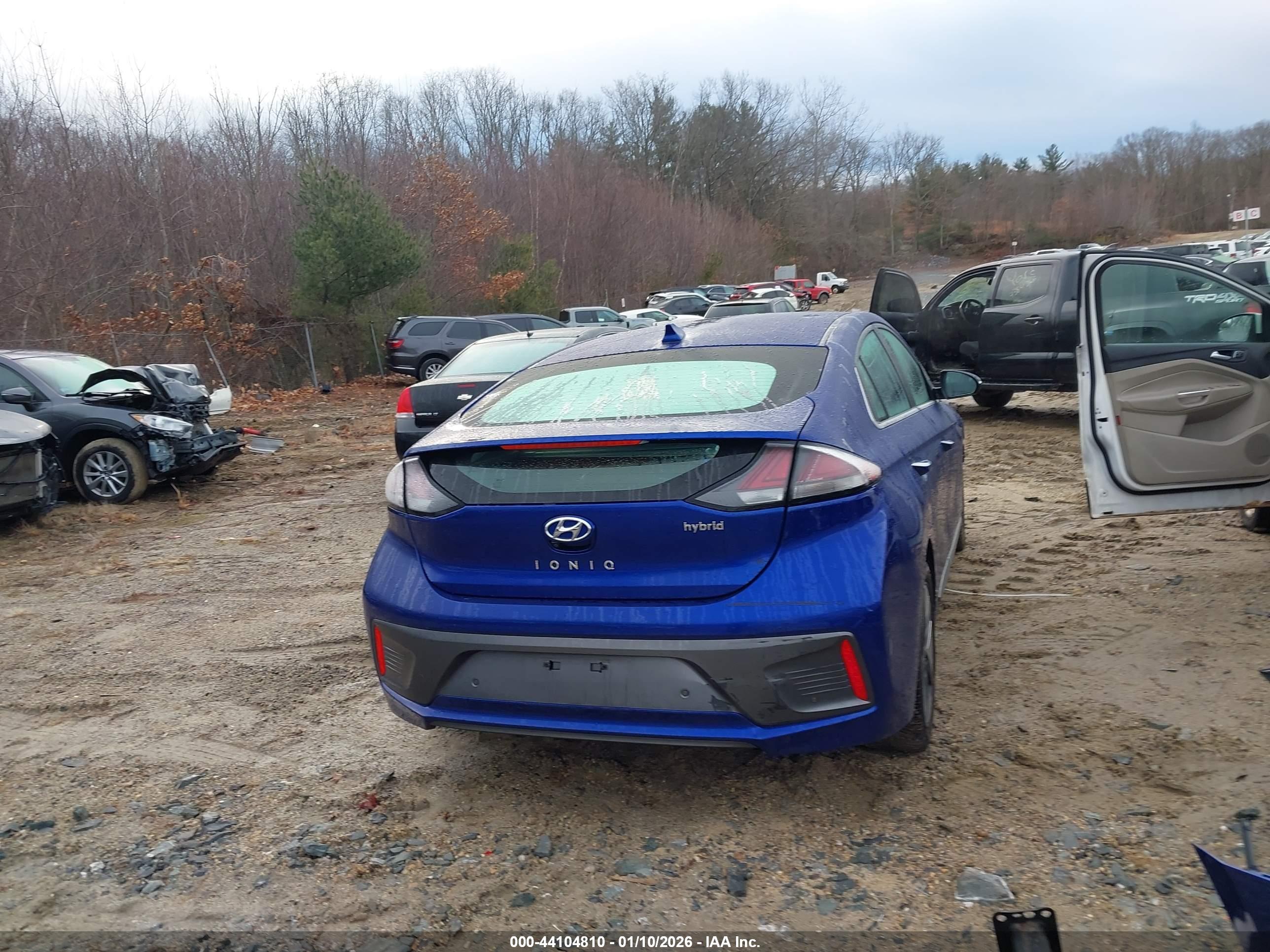 HYUNDAI IONIQ image 4