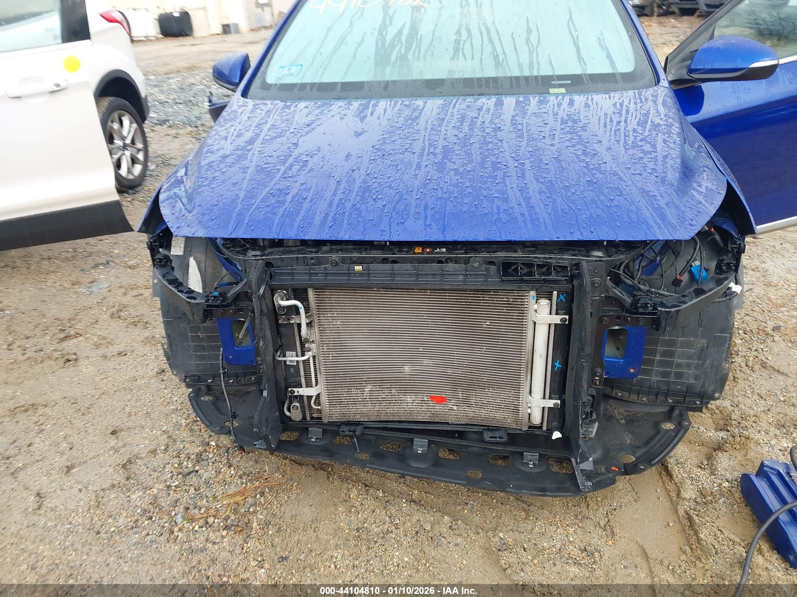 HYUNDAI IONIQ image 6