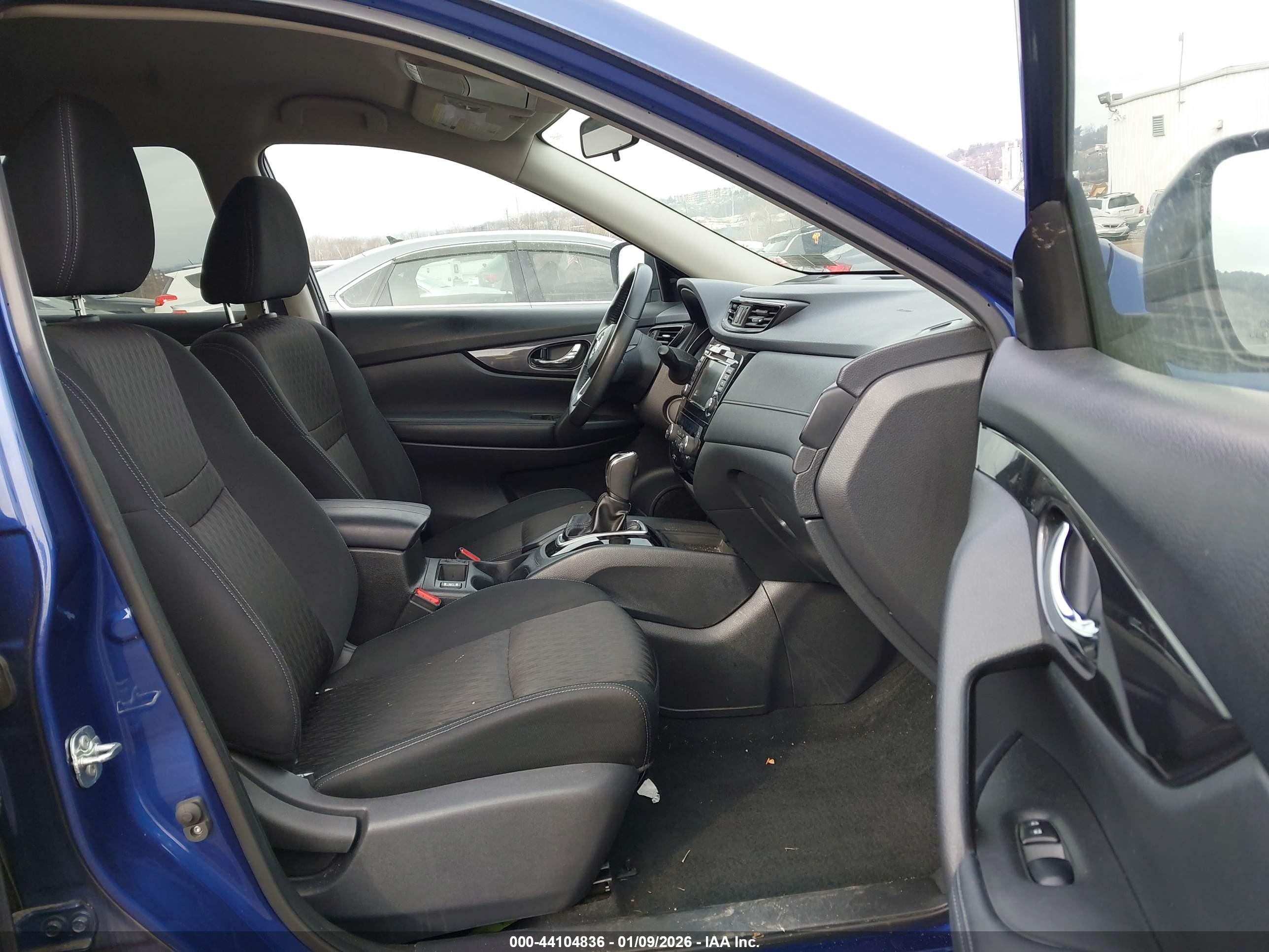 NISSAN ROGUE image 5