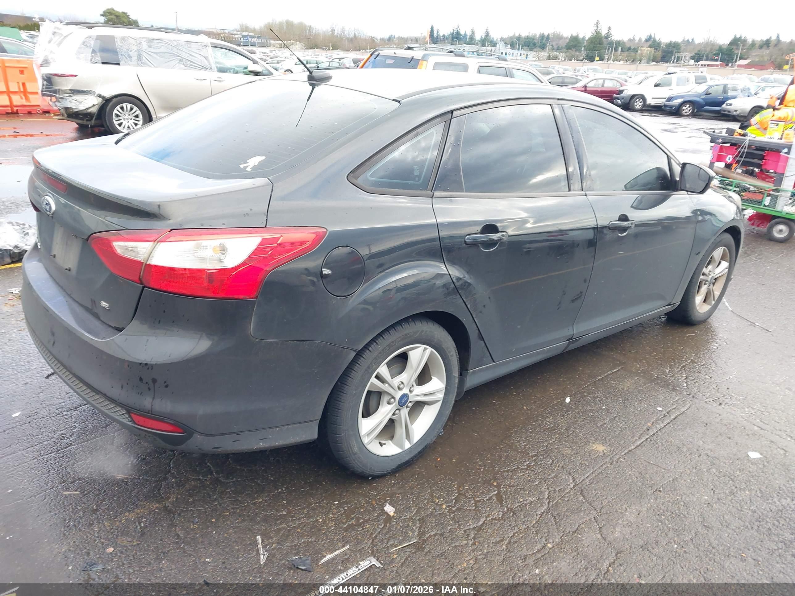 FORD FOCUS image 4