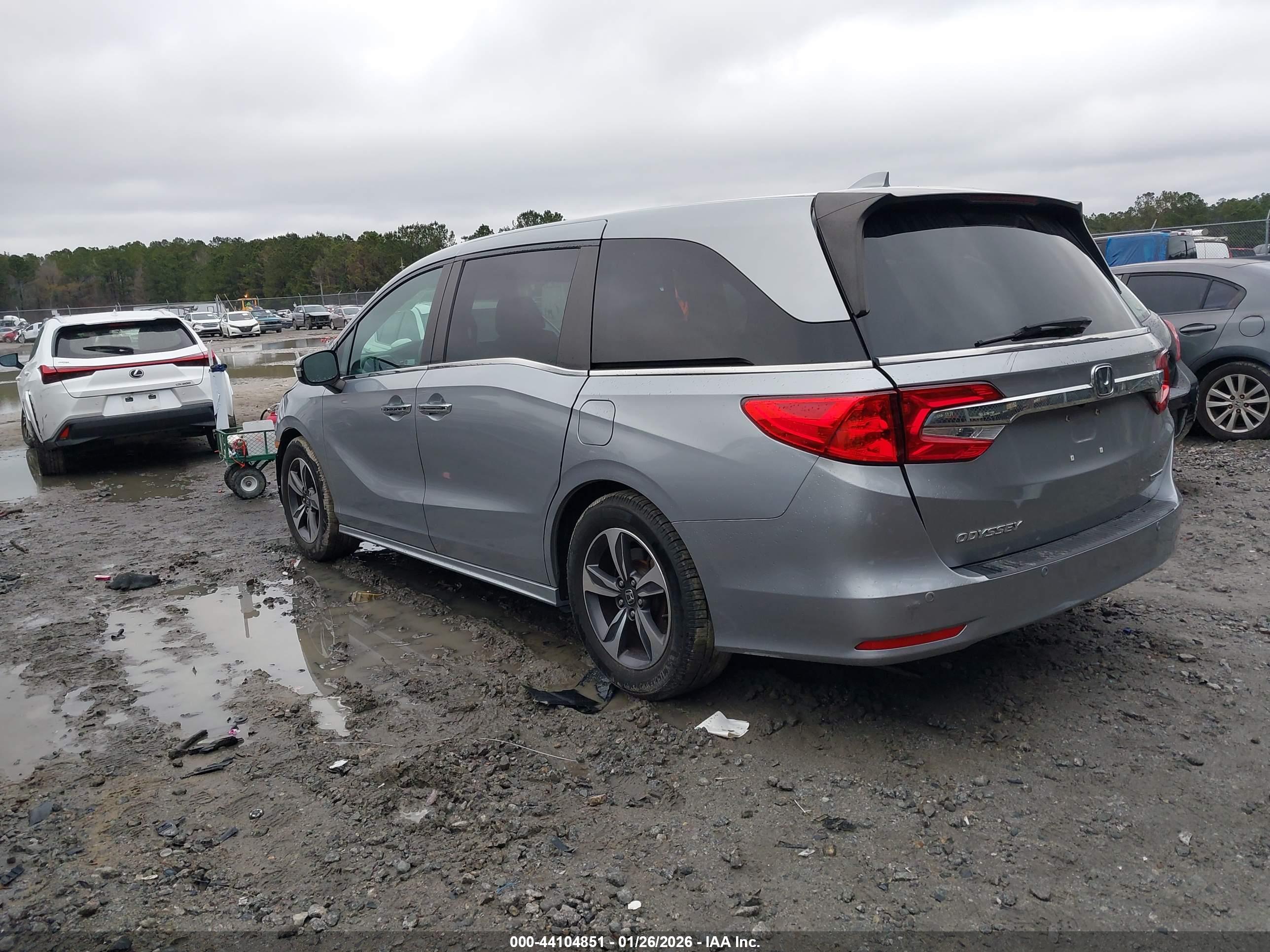 HONDA ODYSSEY image 3