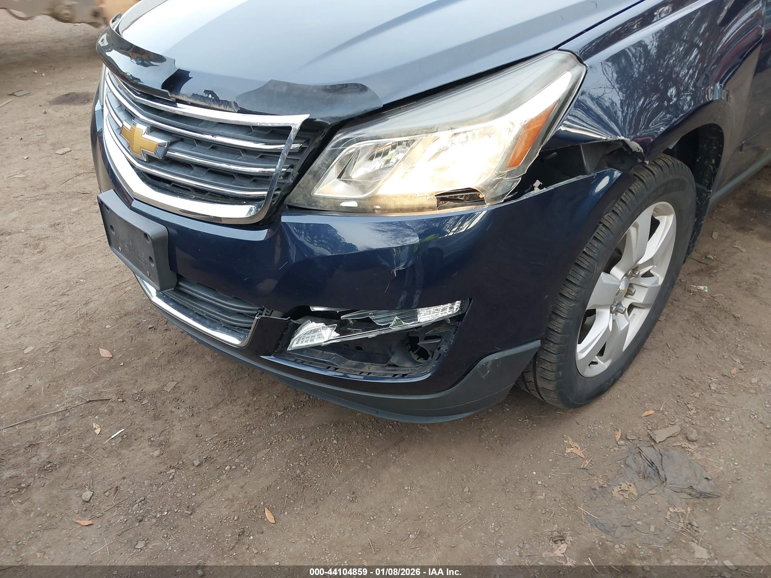 CHEVROLET TRAVERSE image 6