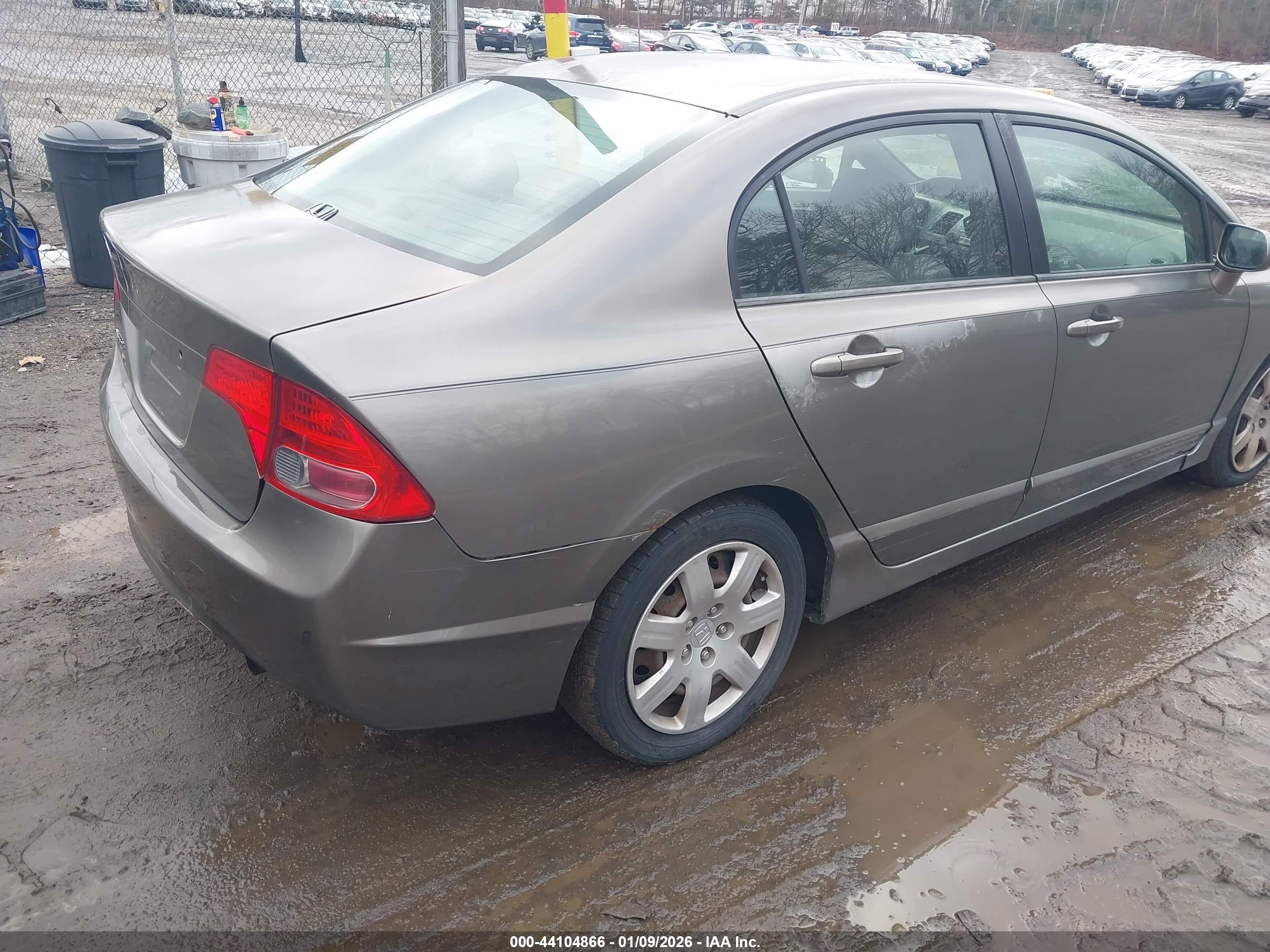 HONDA CIVIC image 4