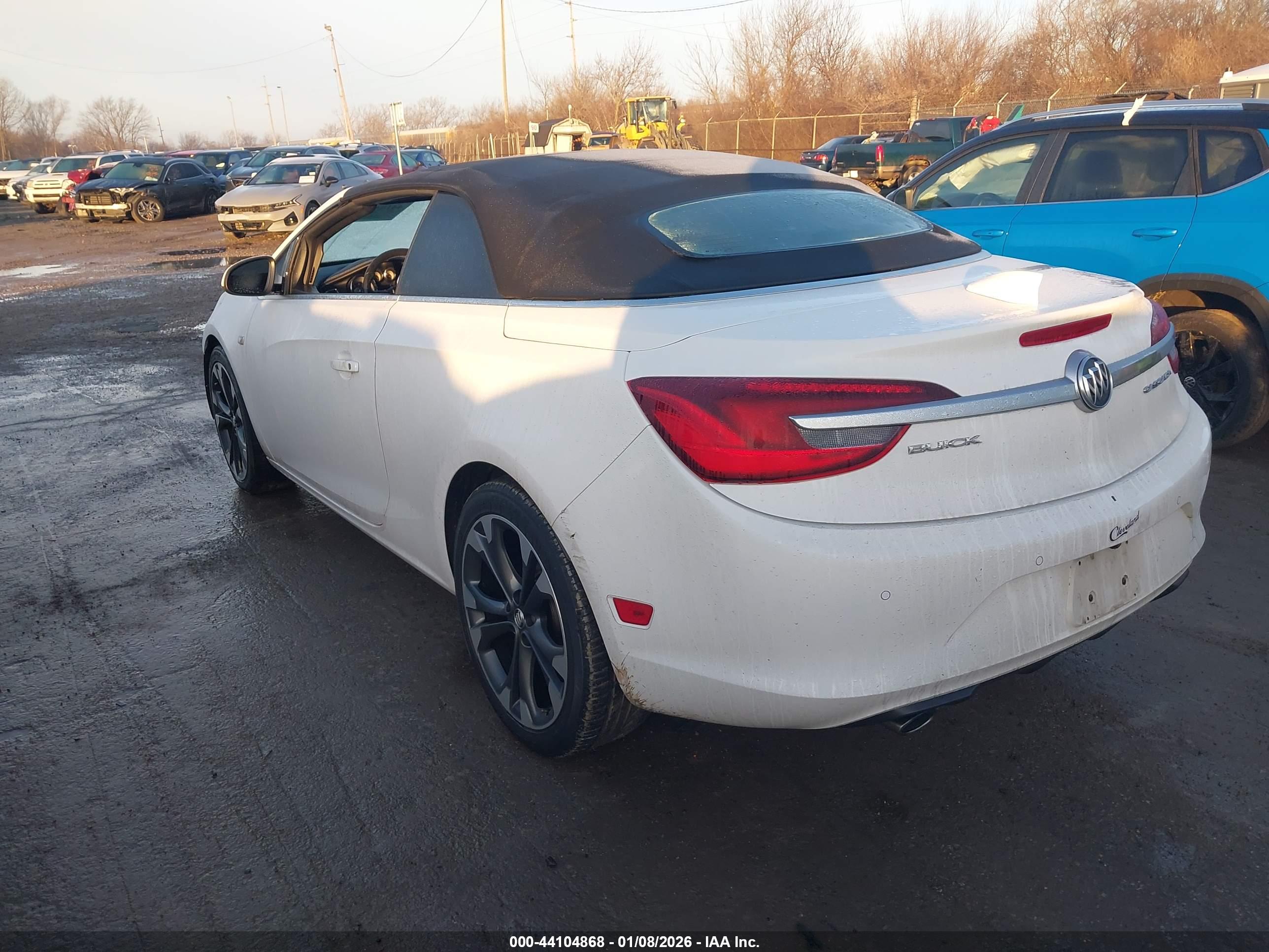 BUICK CASCADA image 3