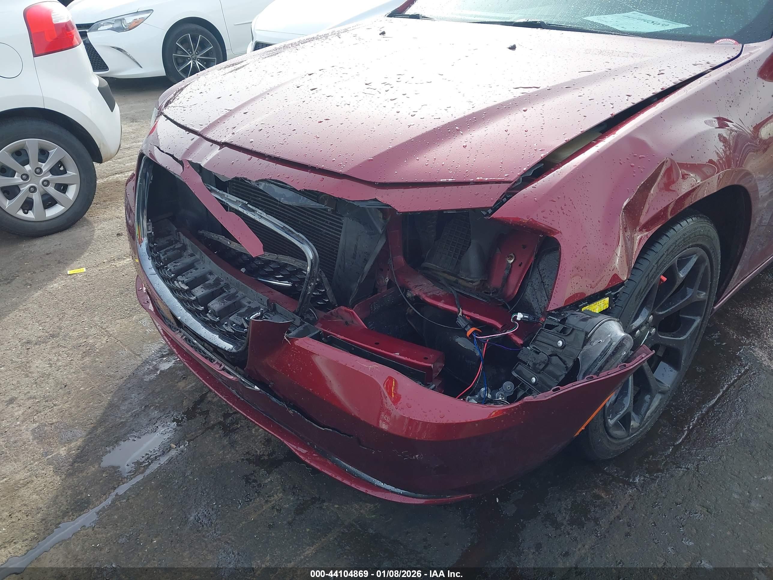 CHRYSLER 300 image 6