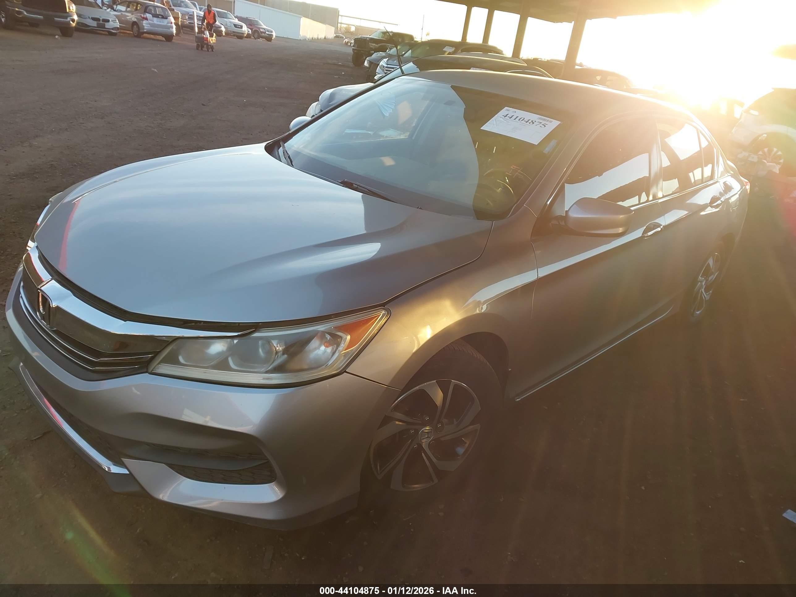 HONDA ACCORD image 2