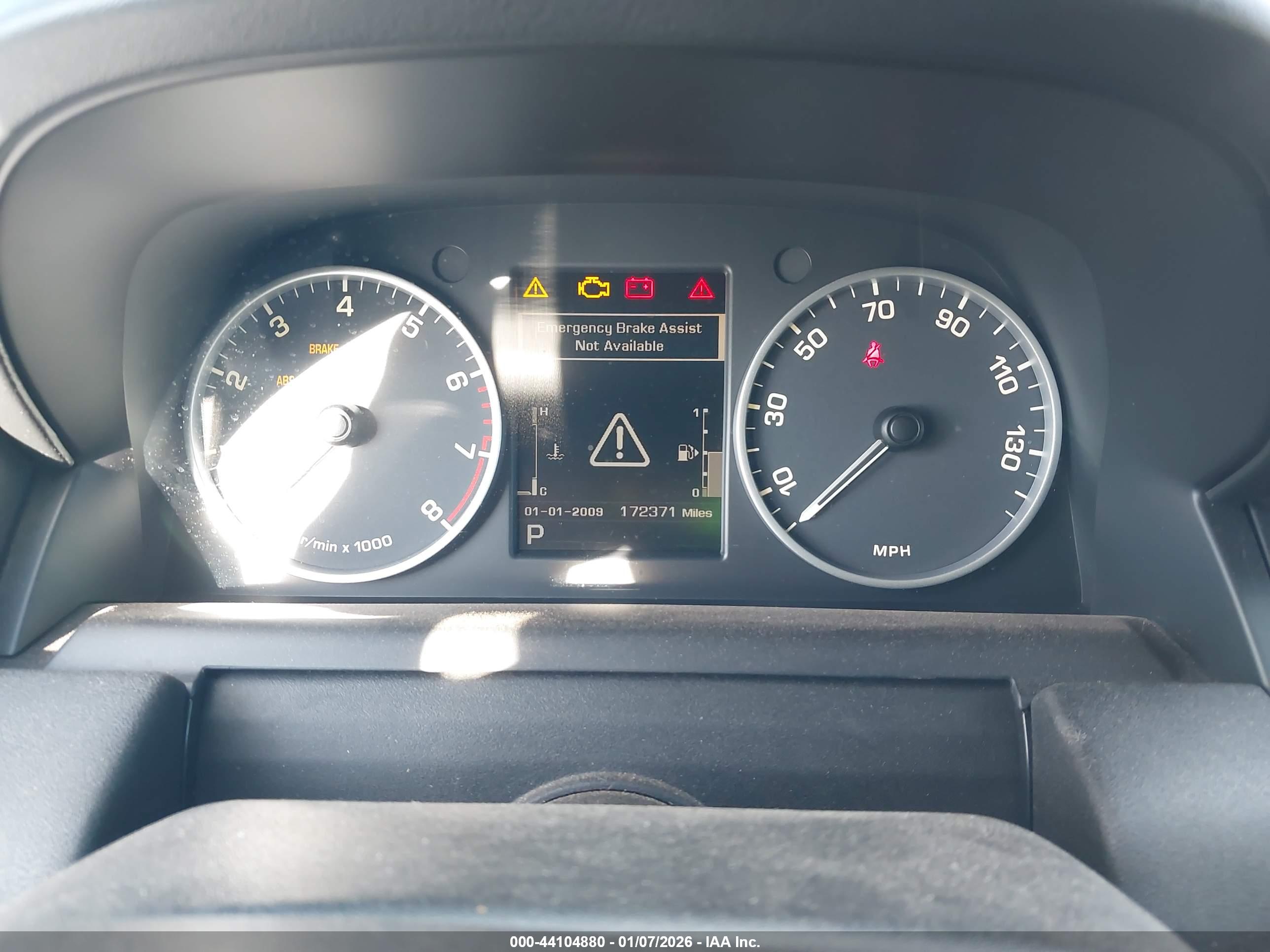 LAND ROVER image 7