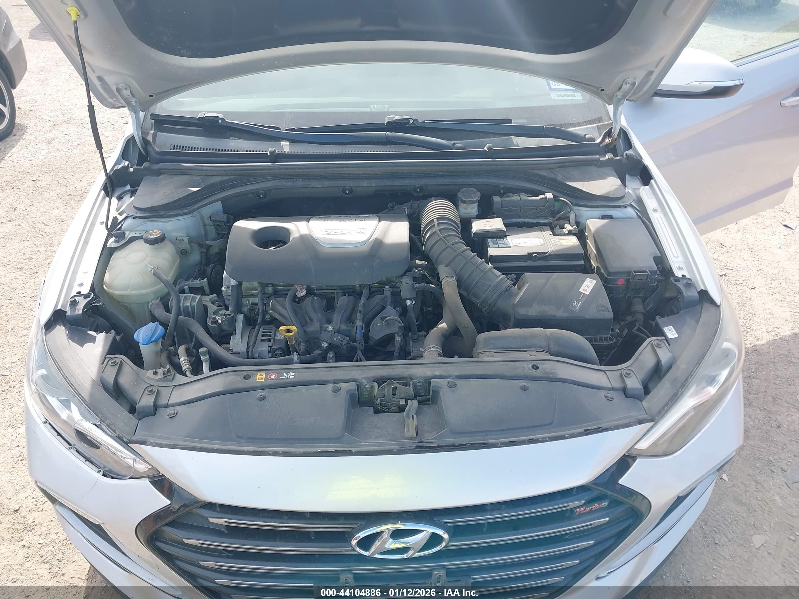 HYUNDAI ELANTRA image 10