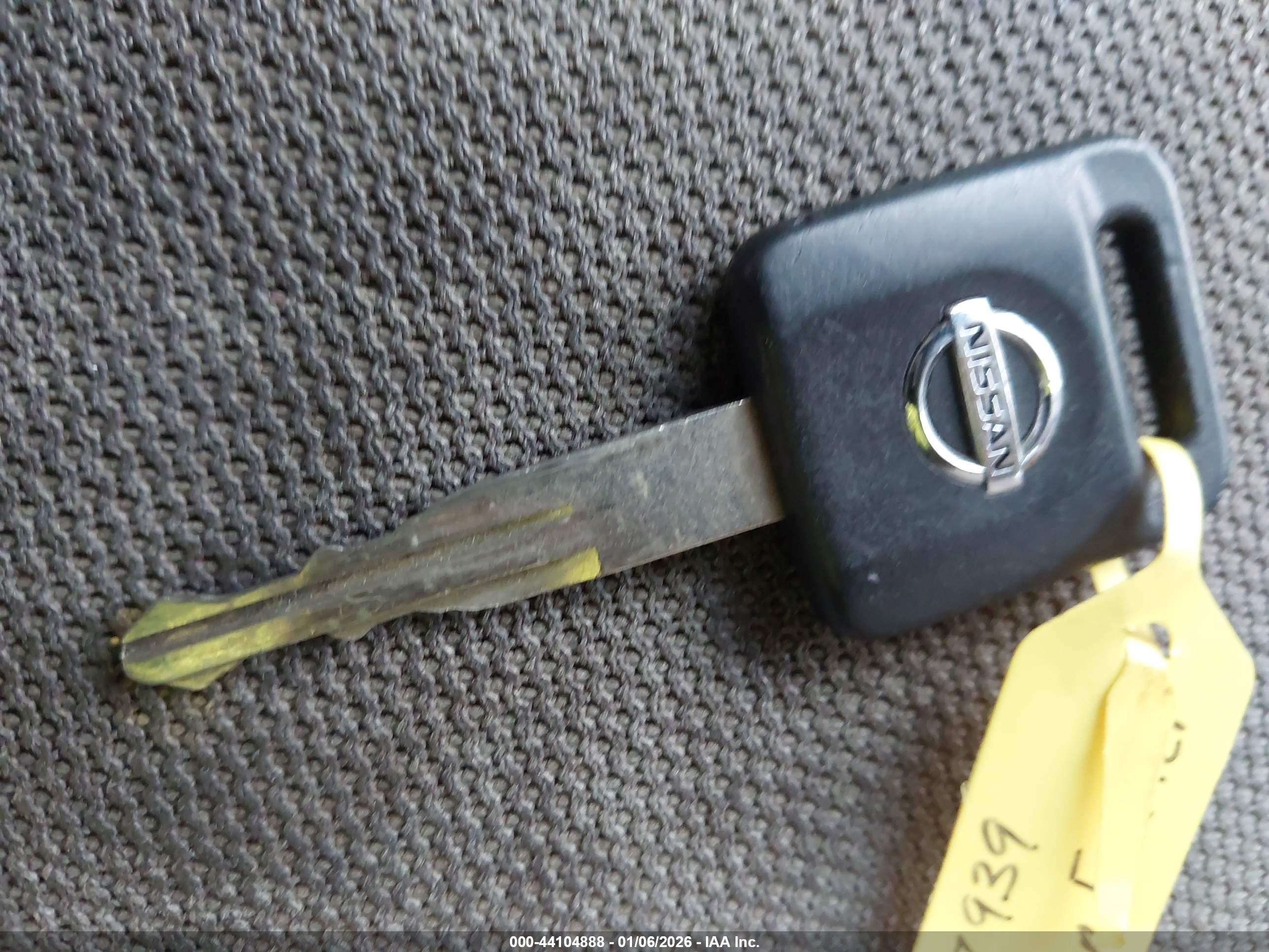 NISSAN FRONTIER image 11