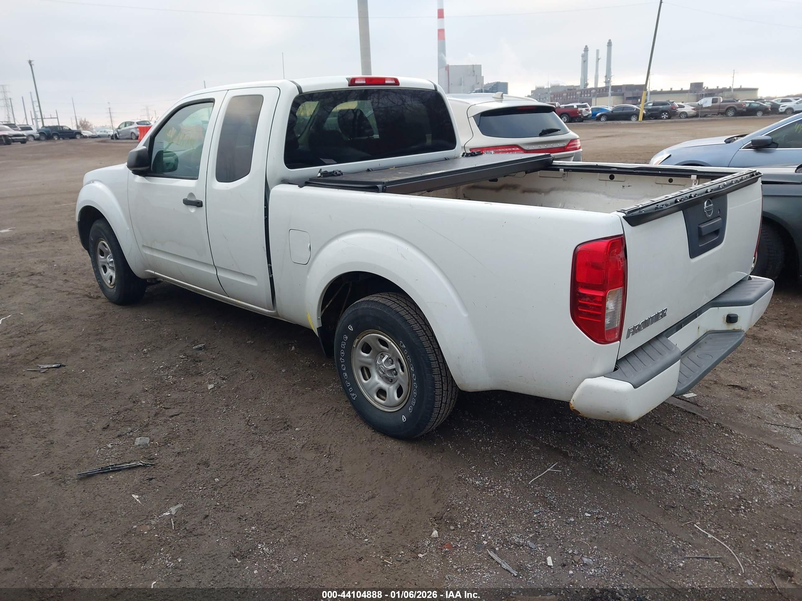 NISSAN FRONTIER image 3