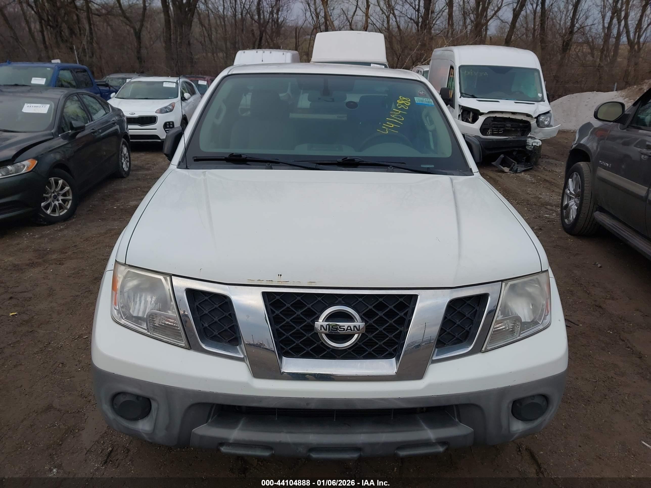 NISSAN FRONTIER image 6