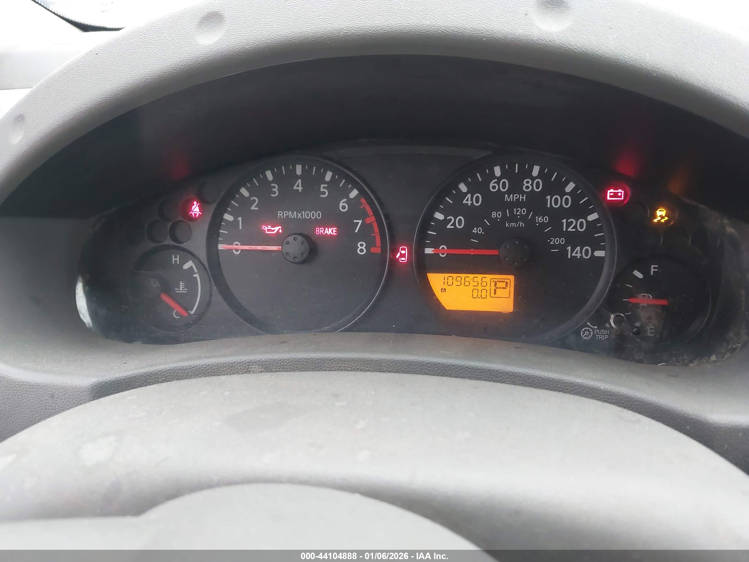 NISSAN FRONTIER image 7