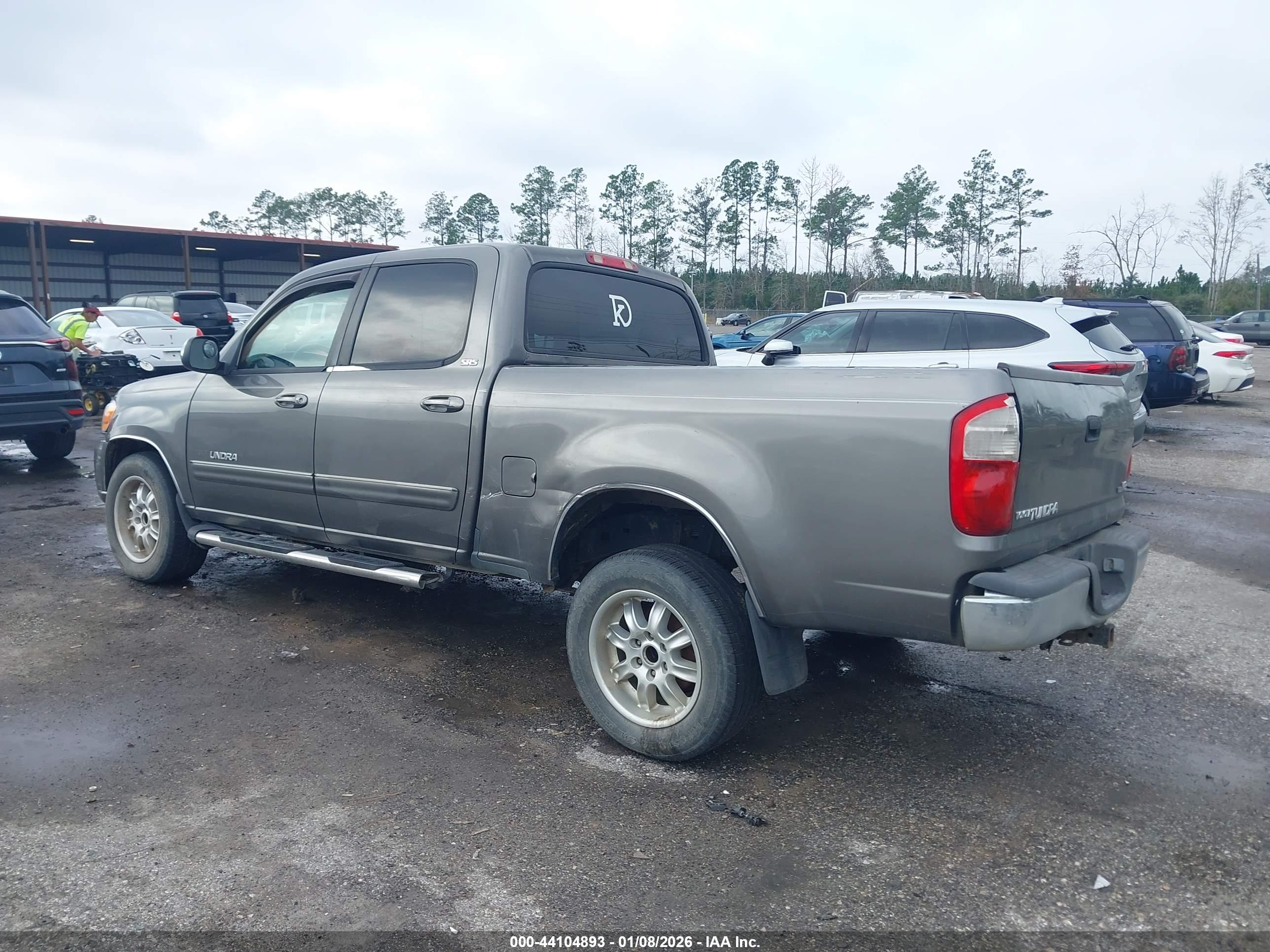 TOYOTA TUNDRA image 3