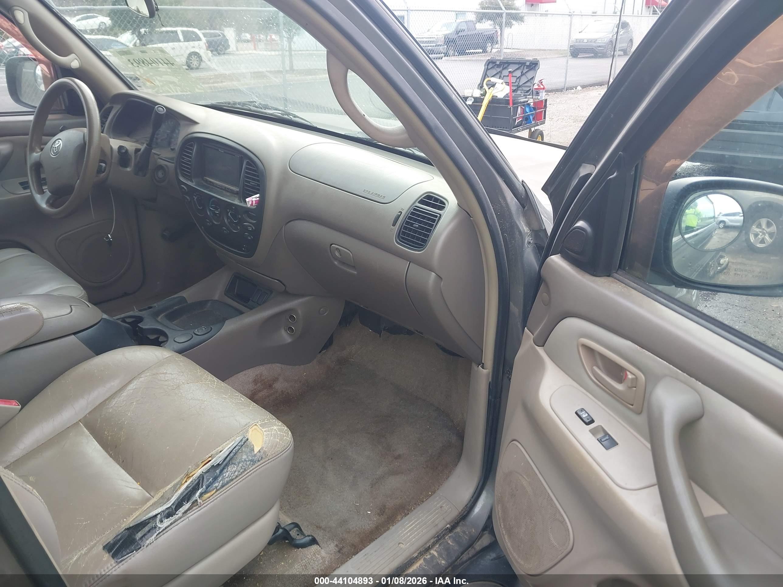 TOYOTA TUNDRA image 5