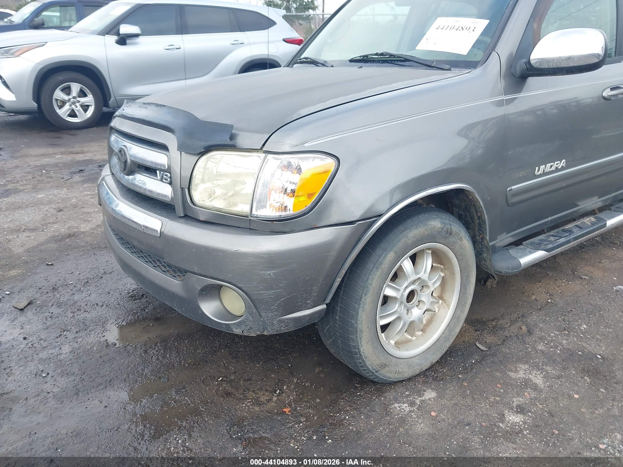 TOYOTA TUNDRA image 6