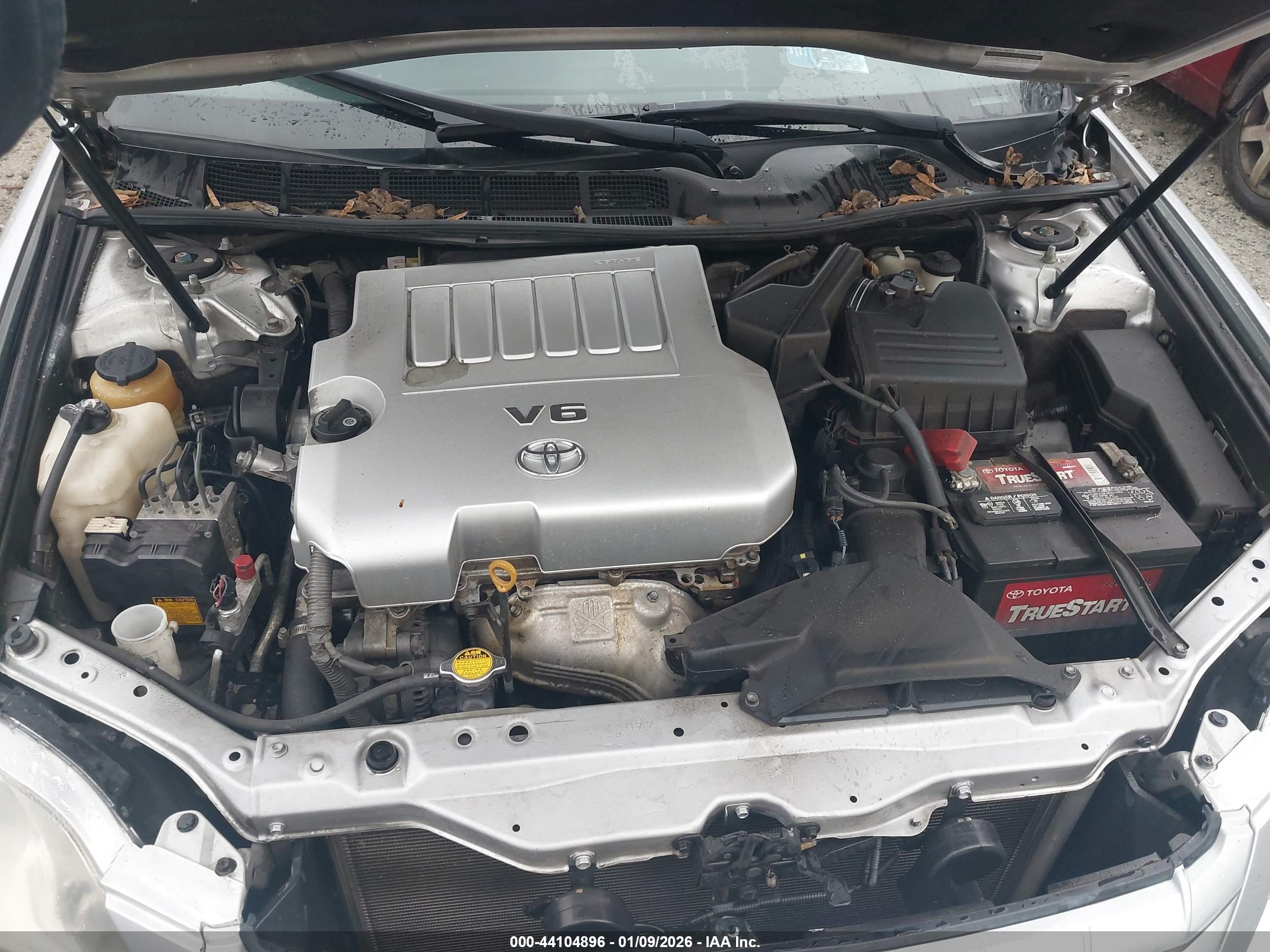 TOYOTA AVALON image 10