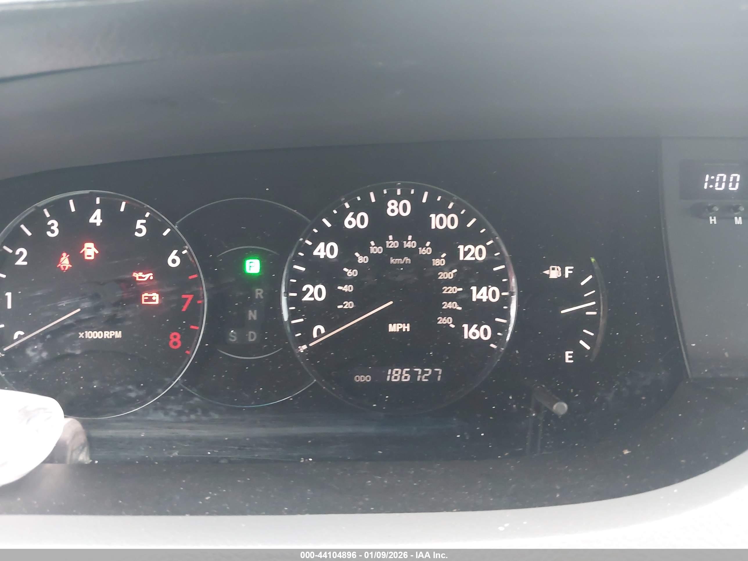 TOYOTA AVALON image 7
