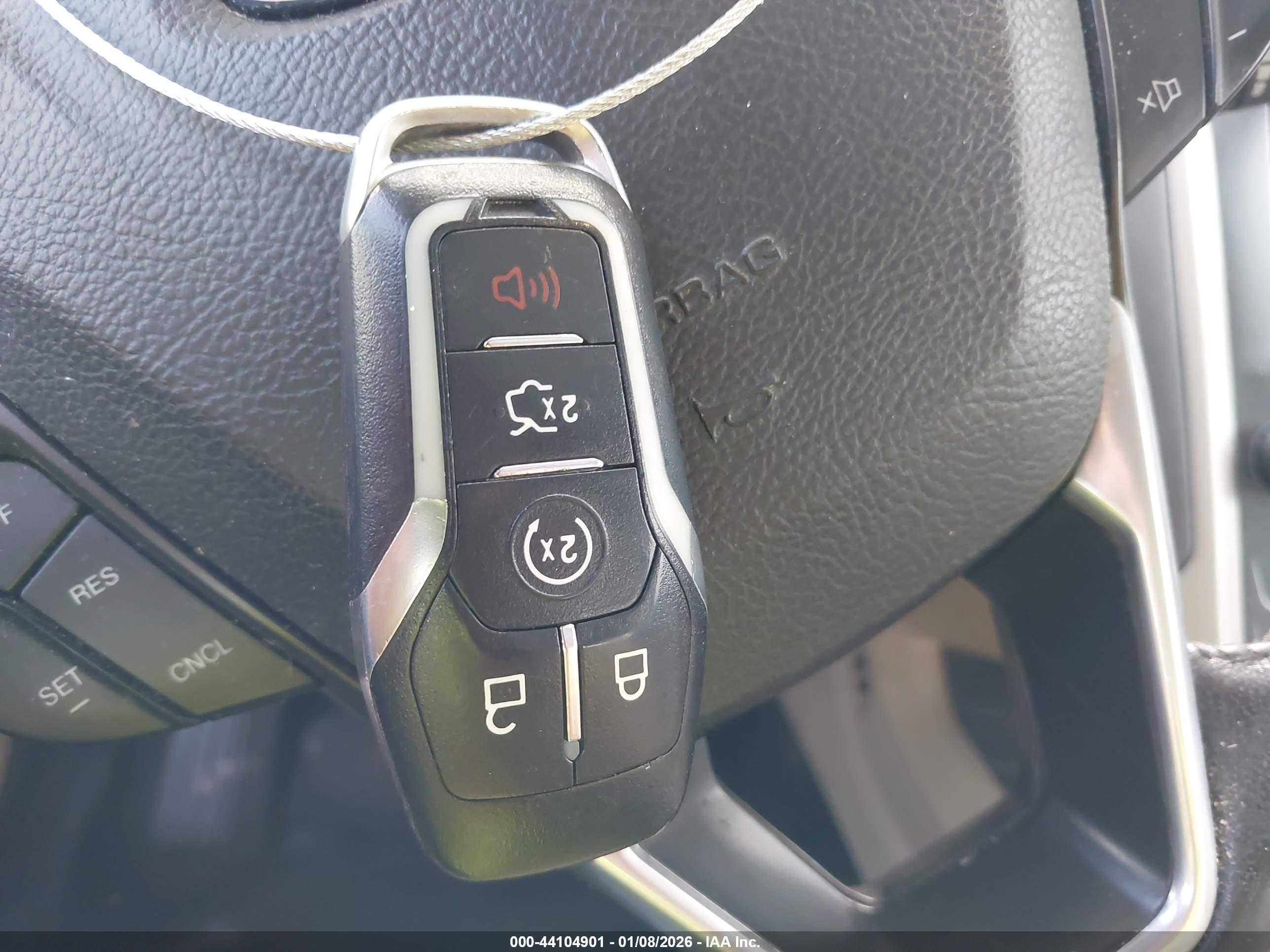 FORD FUSION image 11