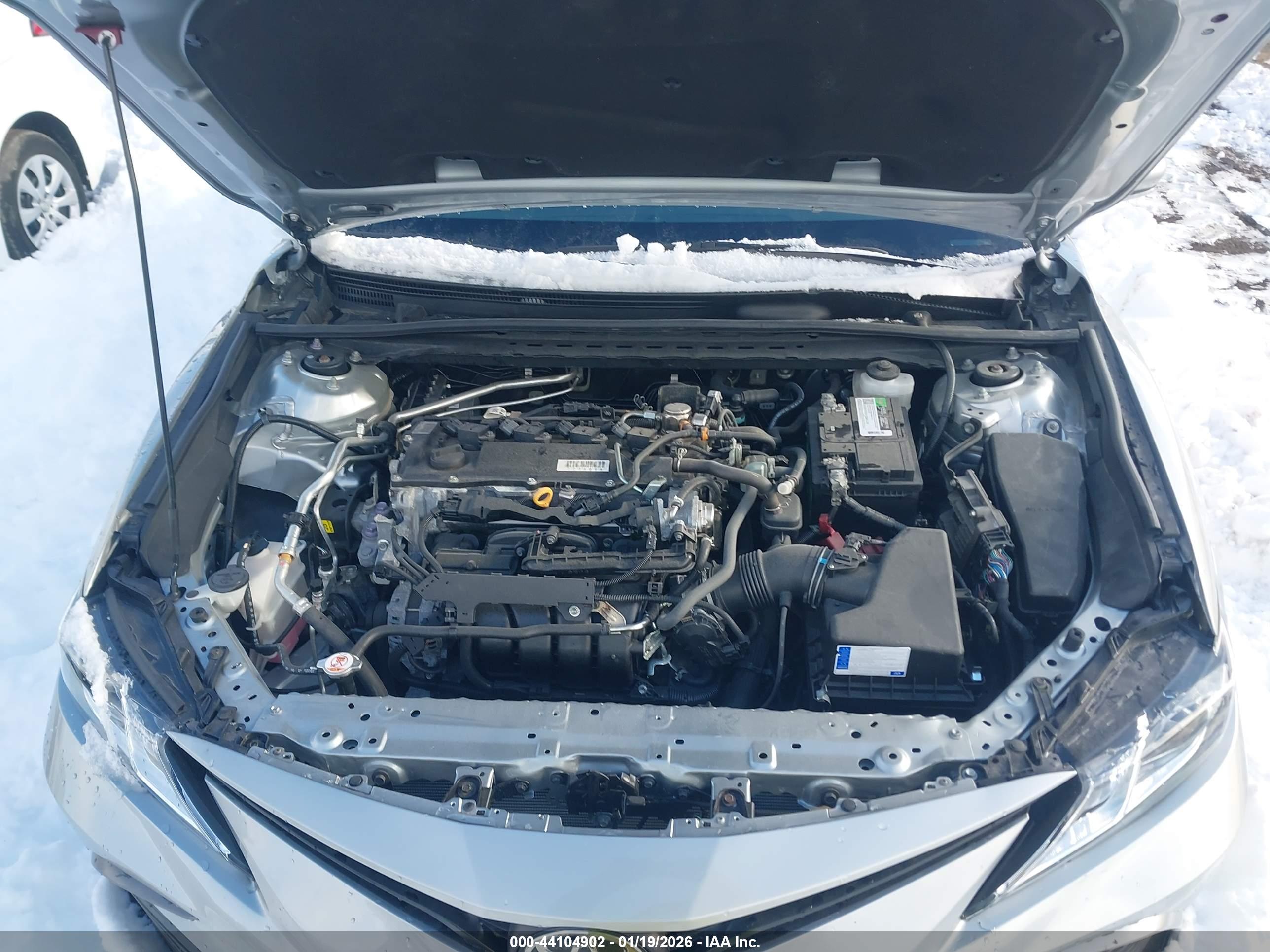 TOYOTA CAMRY image 10