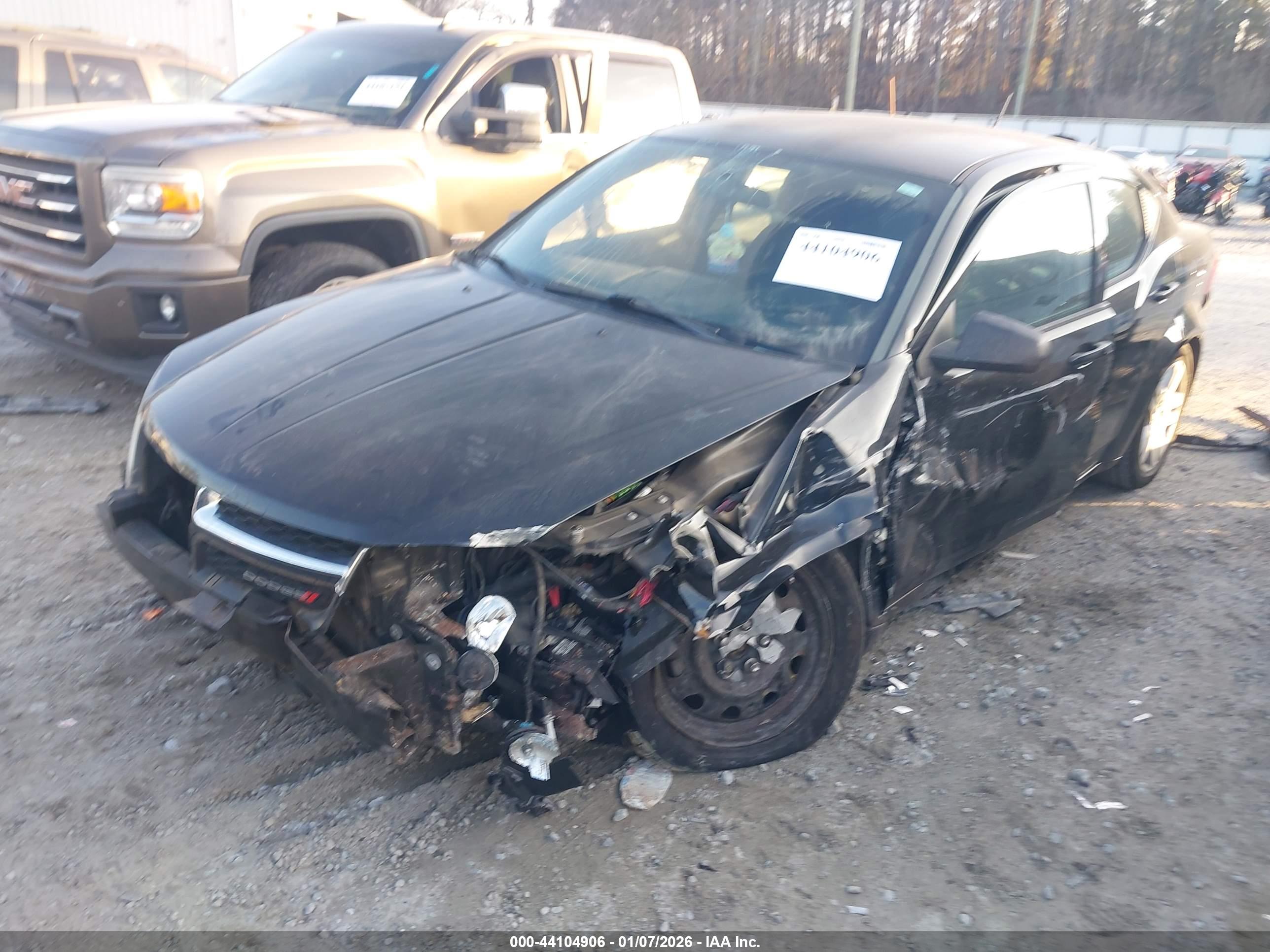 DODGE AVENGER image 2