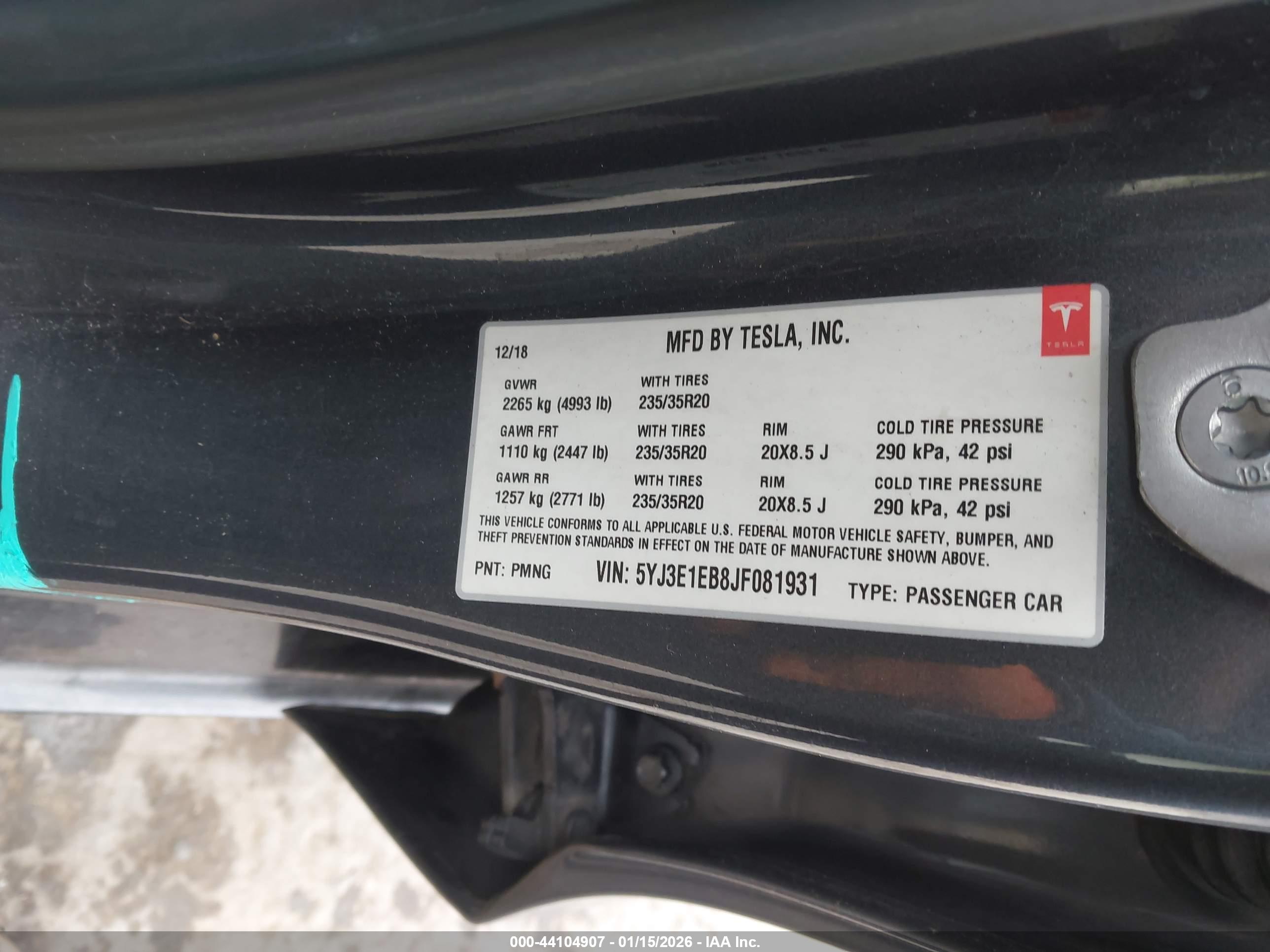 TESLA MODEL image 9