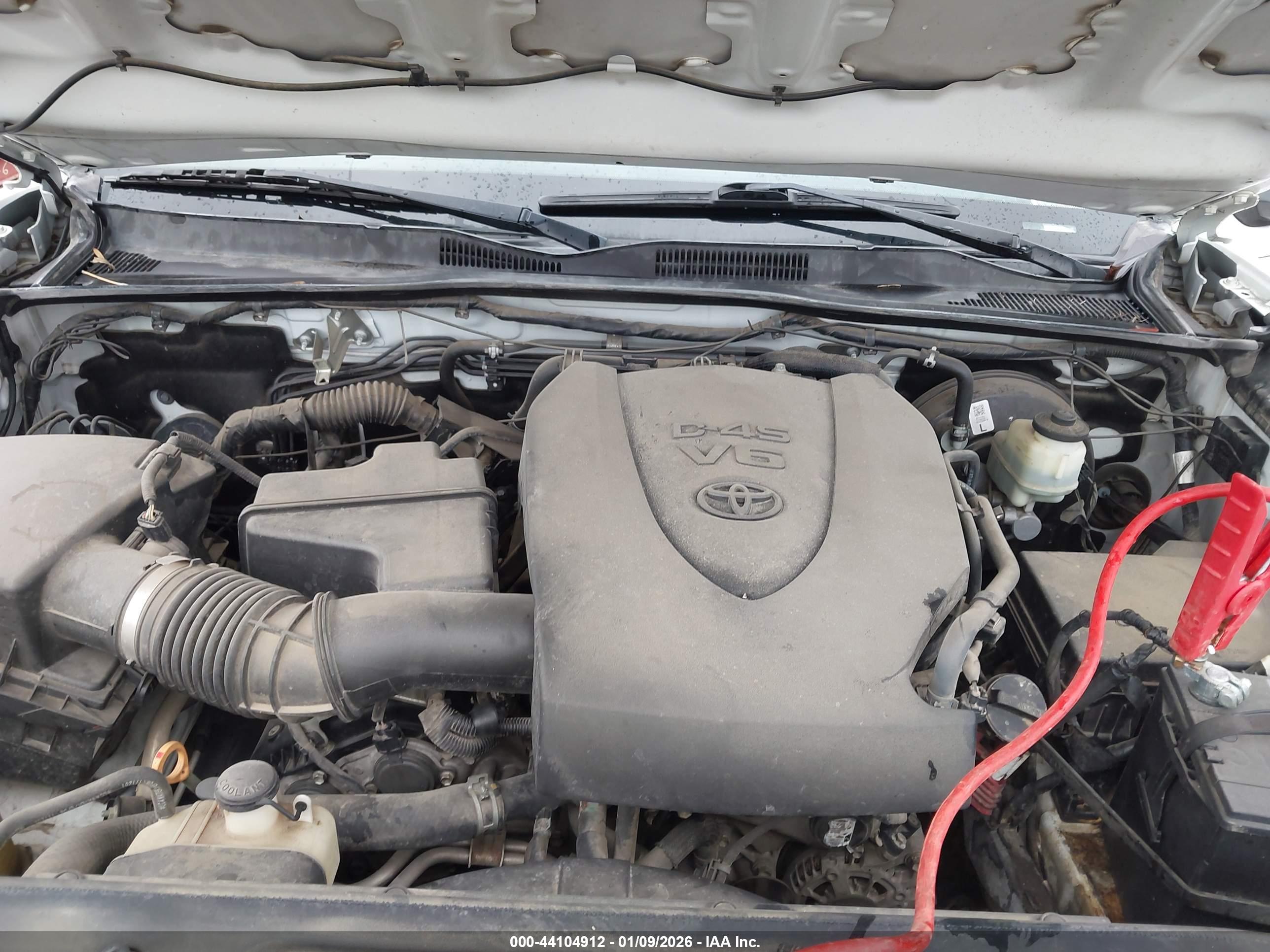 TOYOTA TACOMA image 10