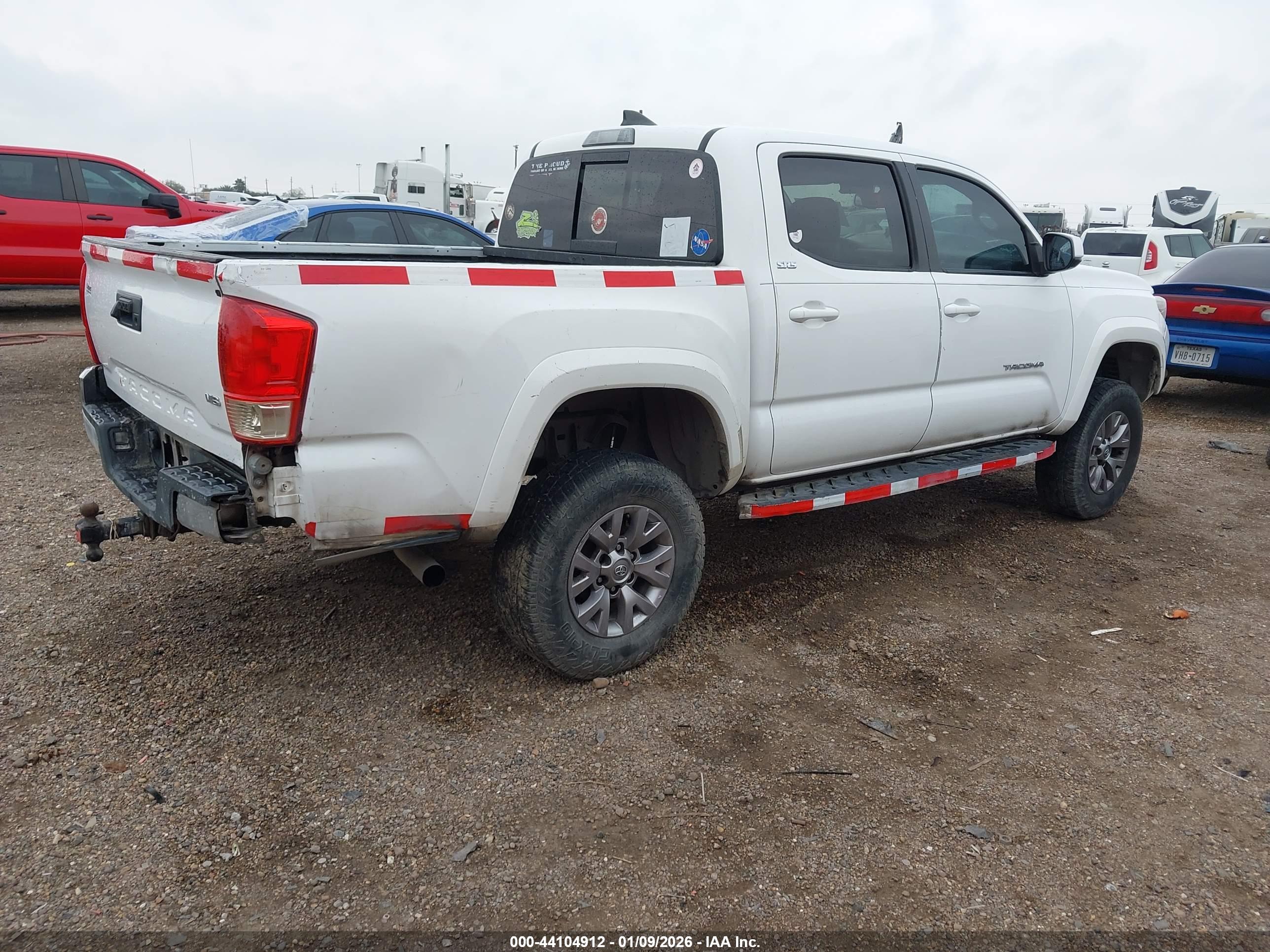 TOYOTA TACOMA image 4