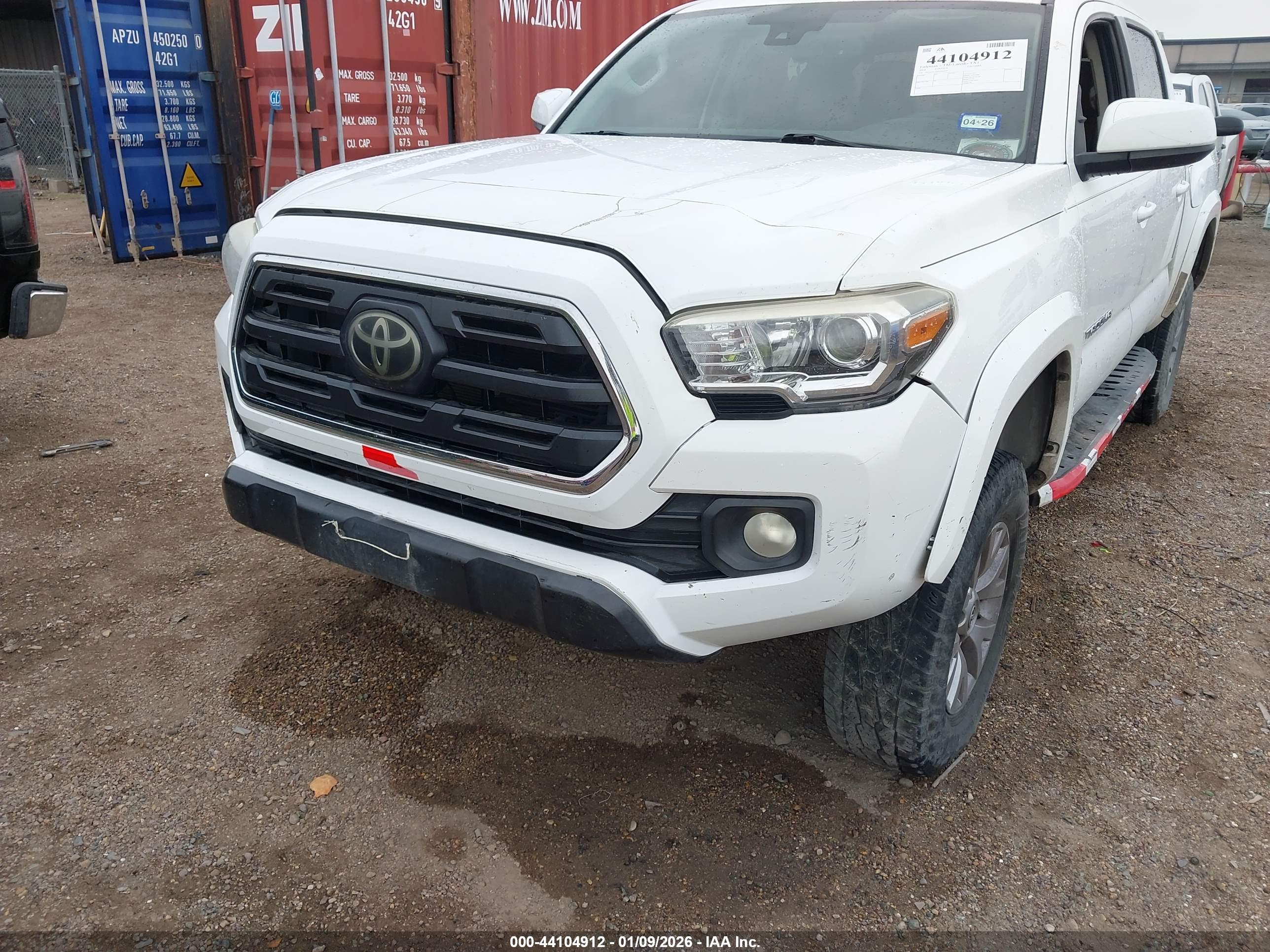 TOYOTA TACOMA image 6