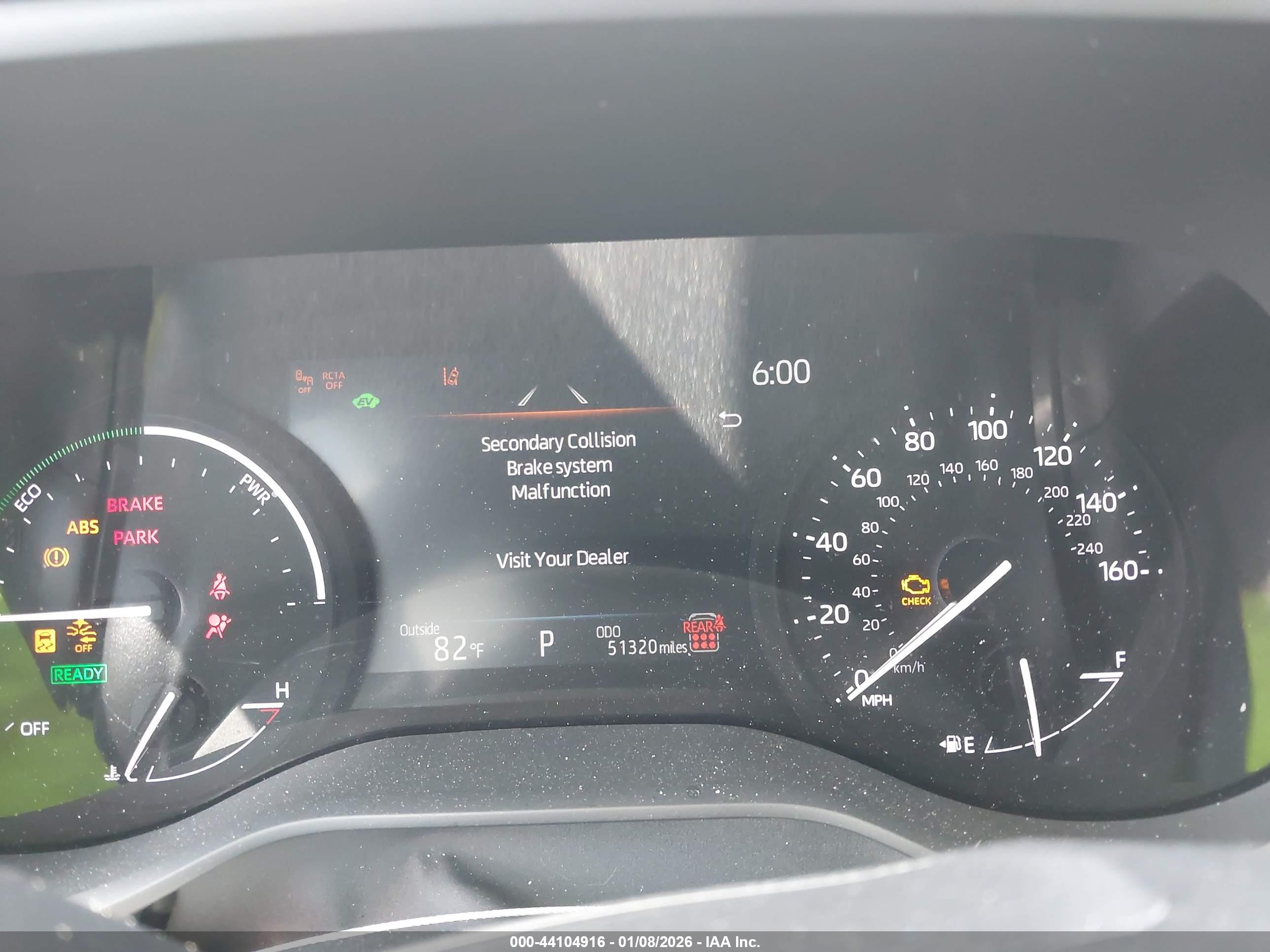TOYOTA SIENNA image 7