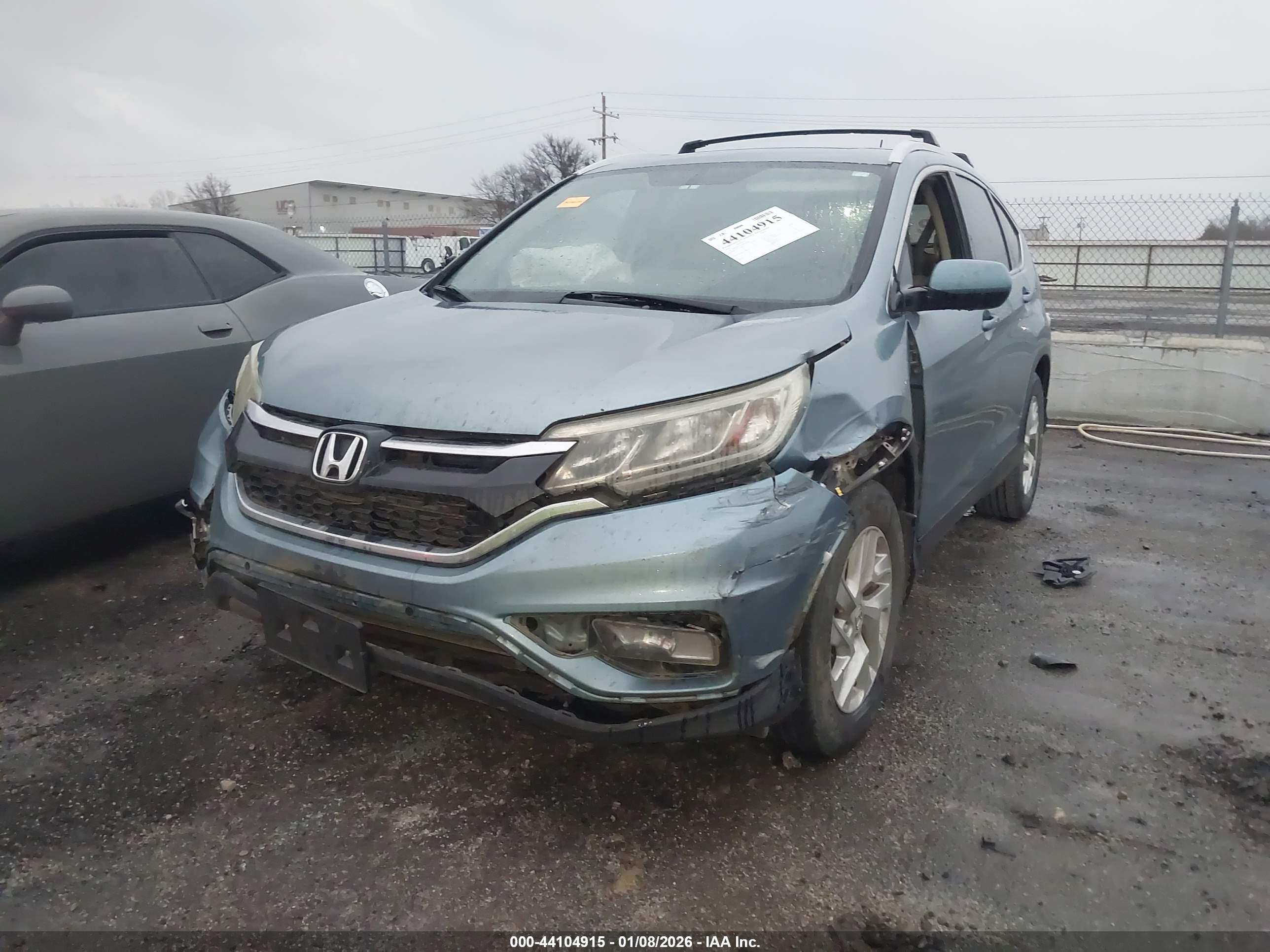 HONDA CR-V image 2