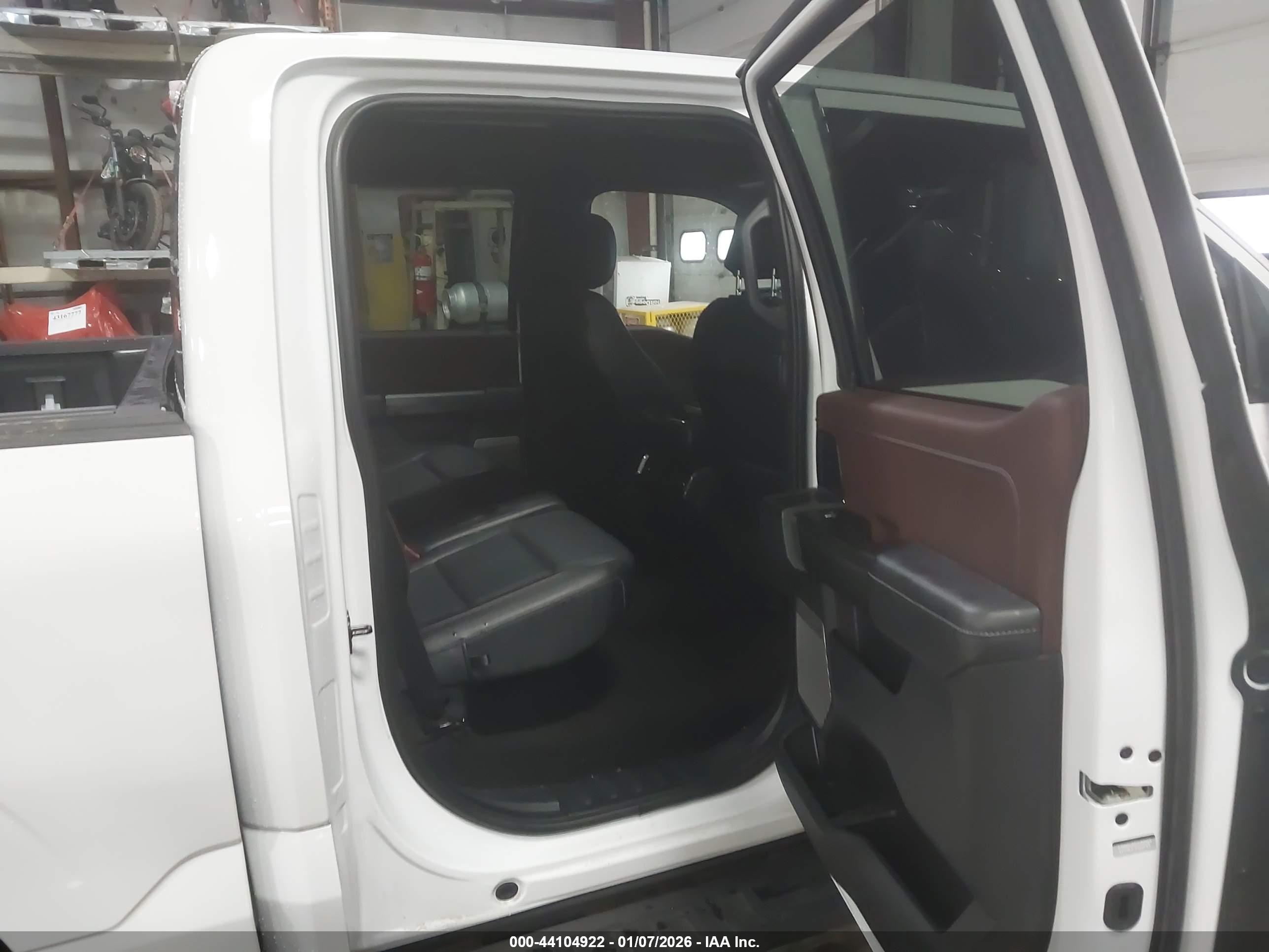 FORD F-150 image 8