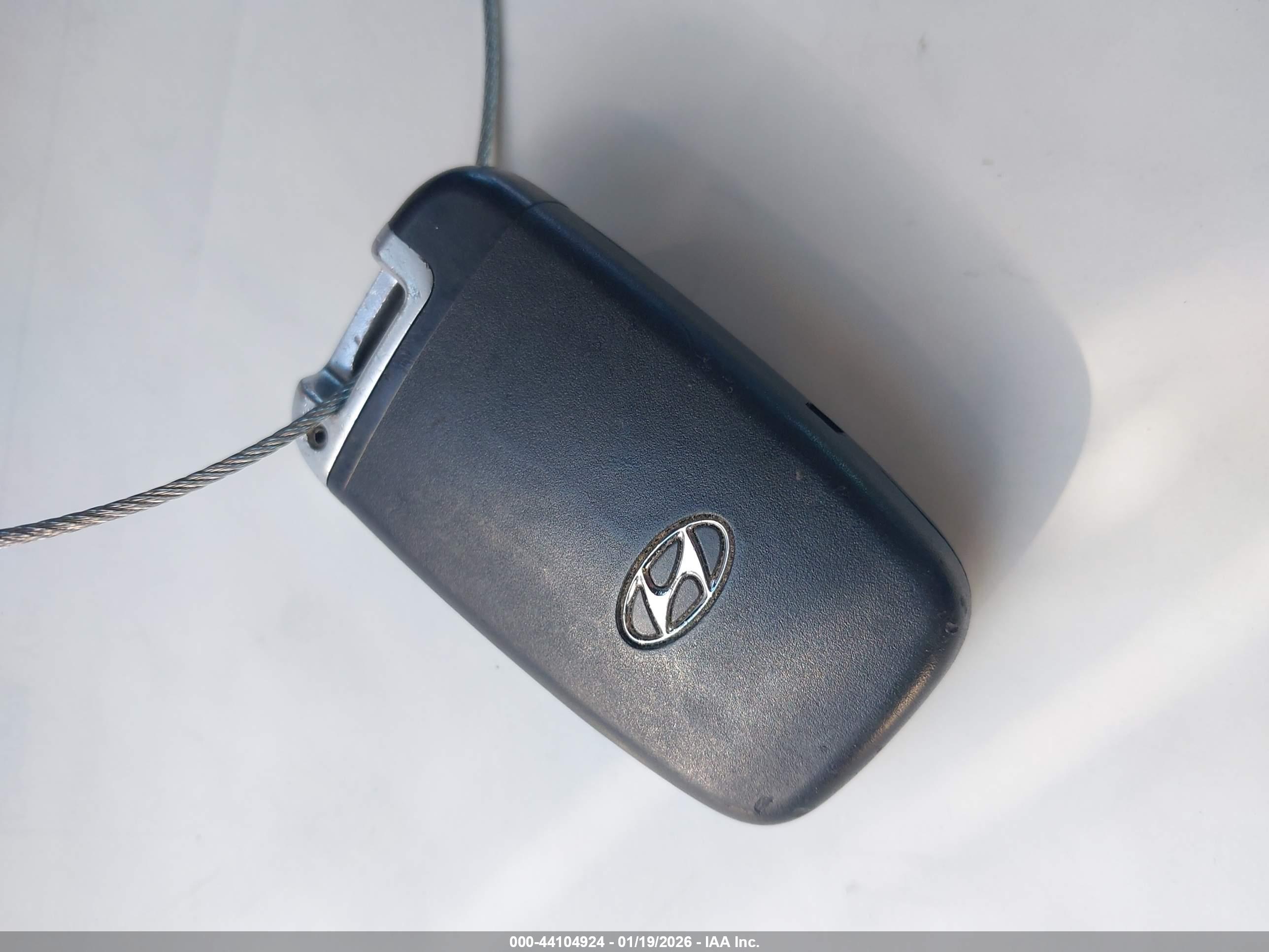 HYUNDAI SONATA image 11