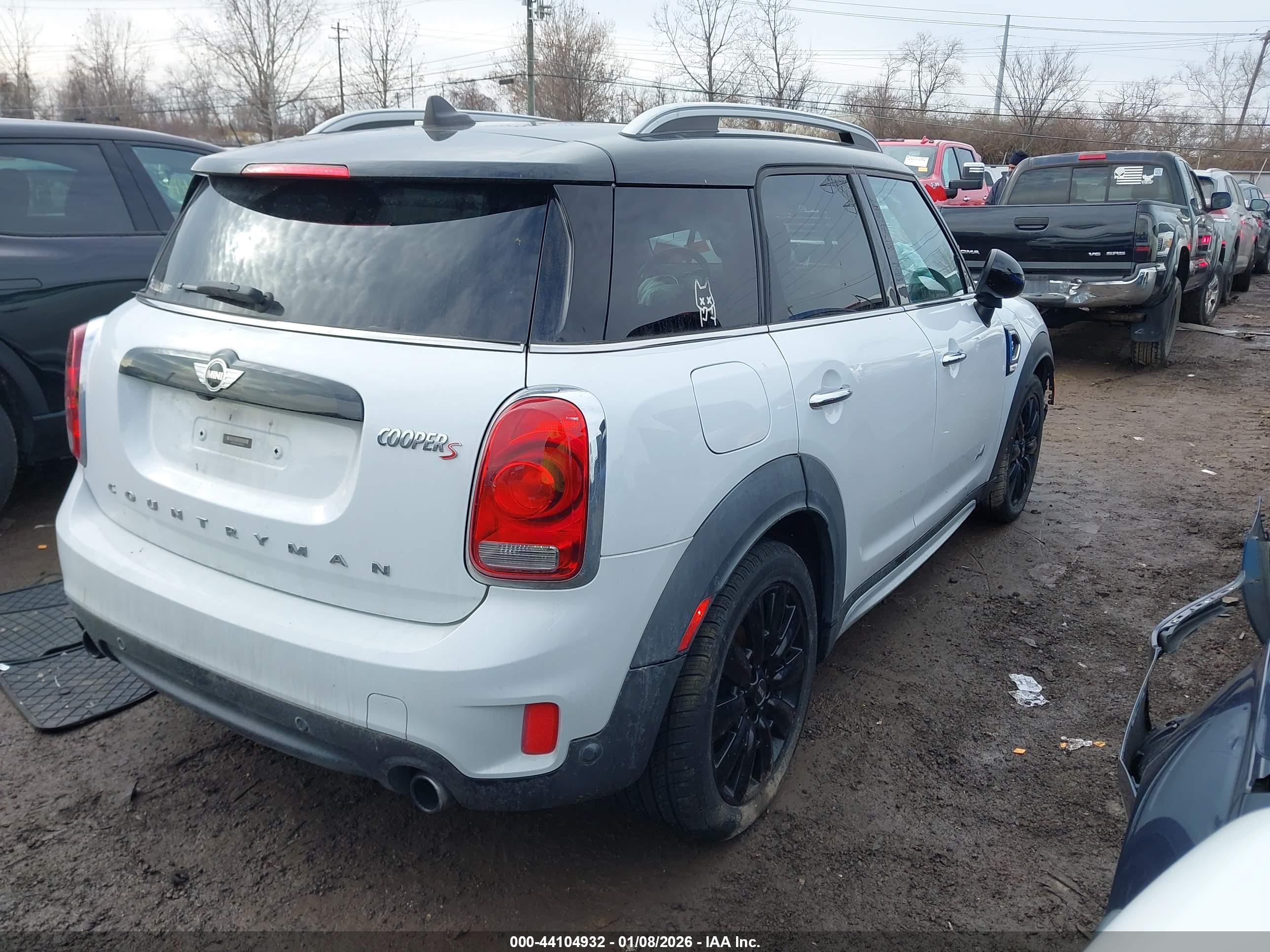 MINI COUNTRYMAN image 4