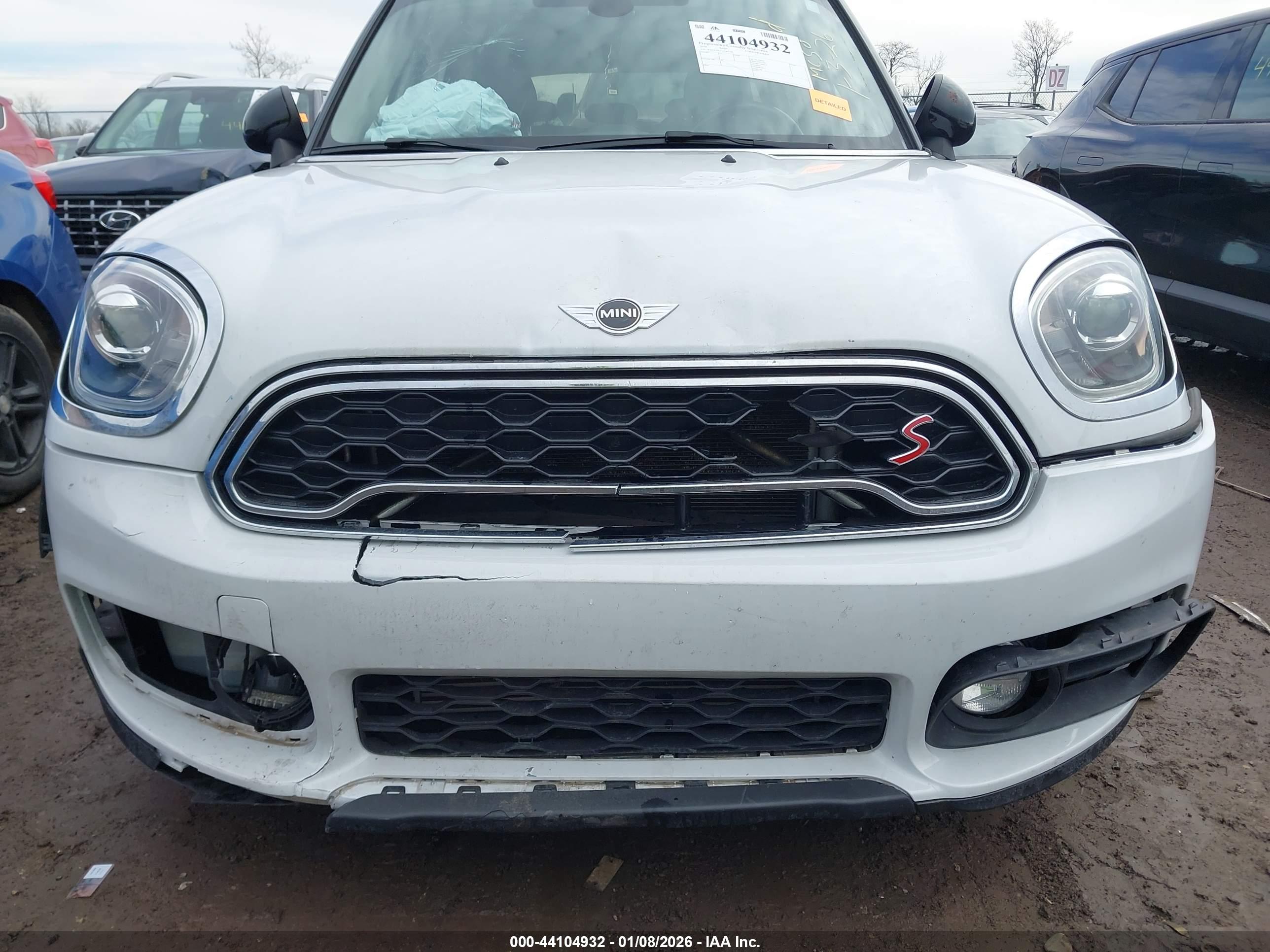 MINI COUNTRYMAN image 6