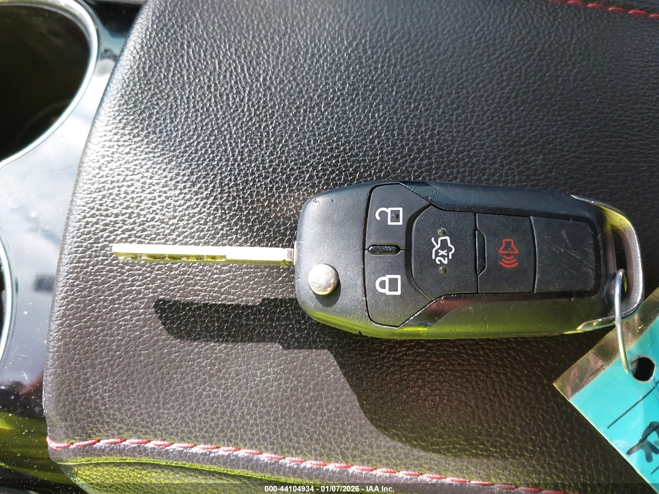 FORD FUSION image 11