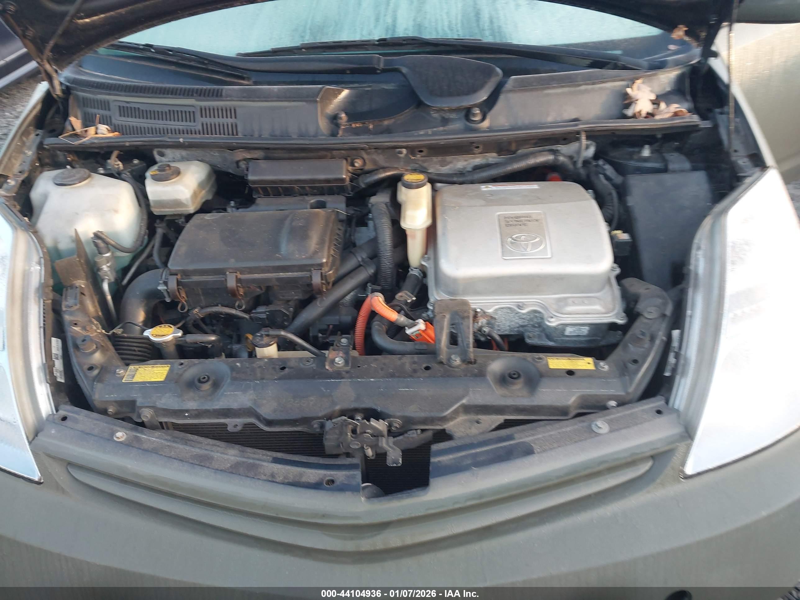 TOYOTA PRIUS image 10