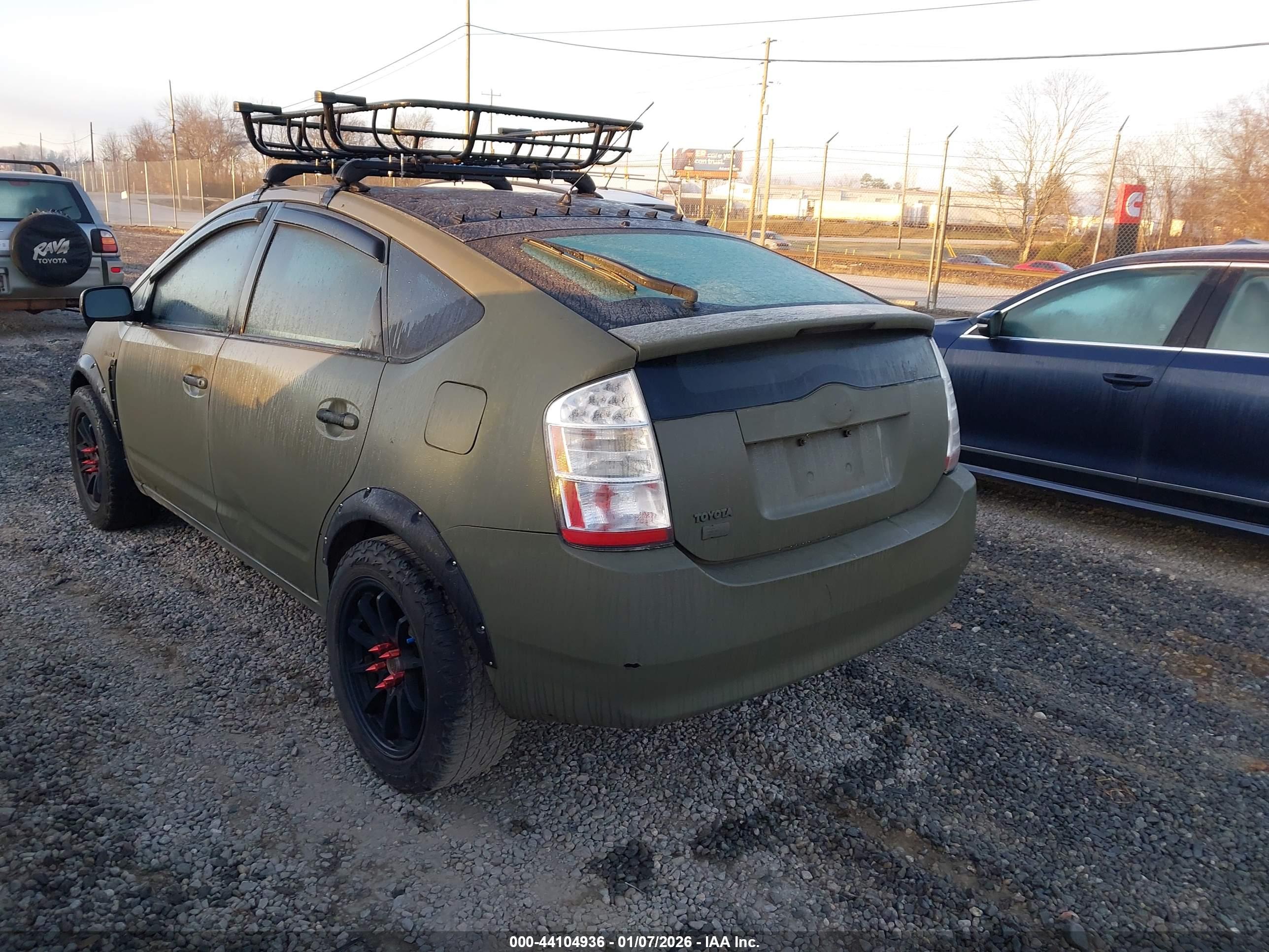TOYOTA PRIUS image 3